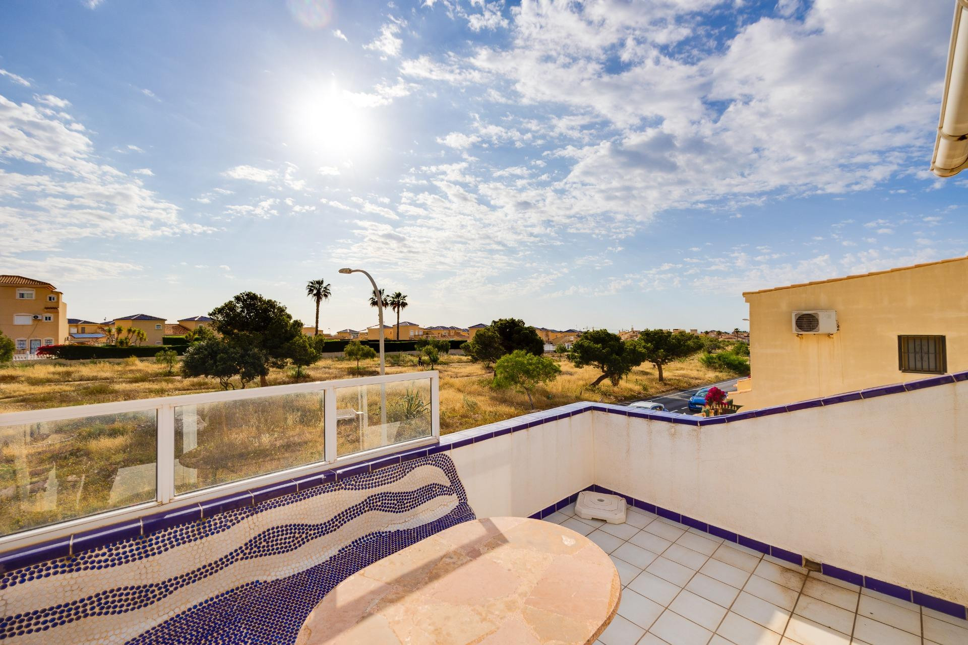 Herverkoop - Herenhuis -
Orihuela Costa - La Florida