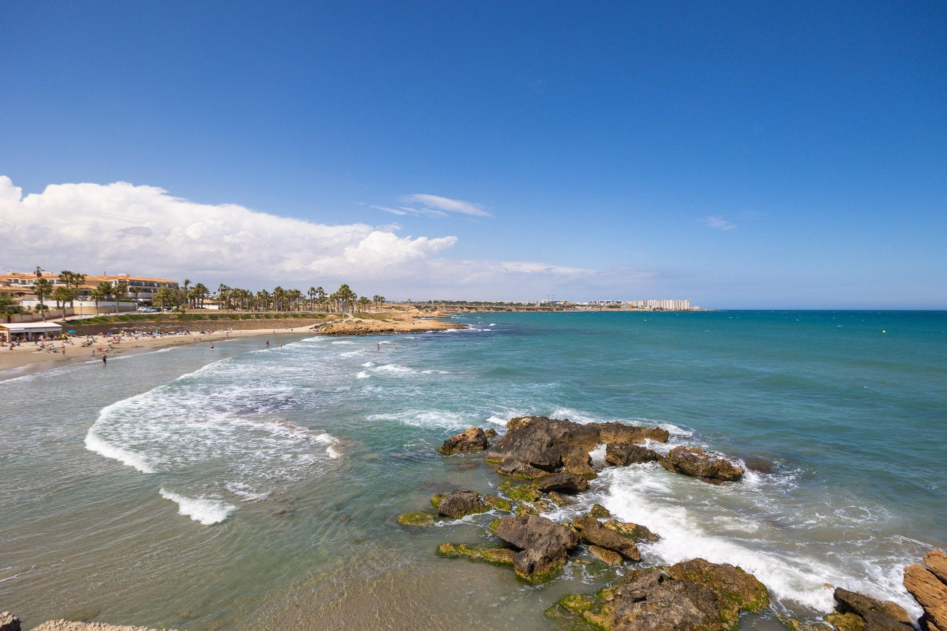 Herverkoop - Herenhuis -
Orihuela Costa - La Florida