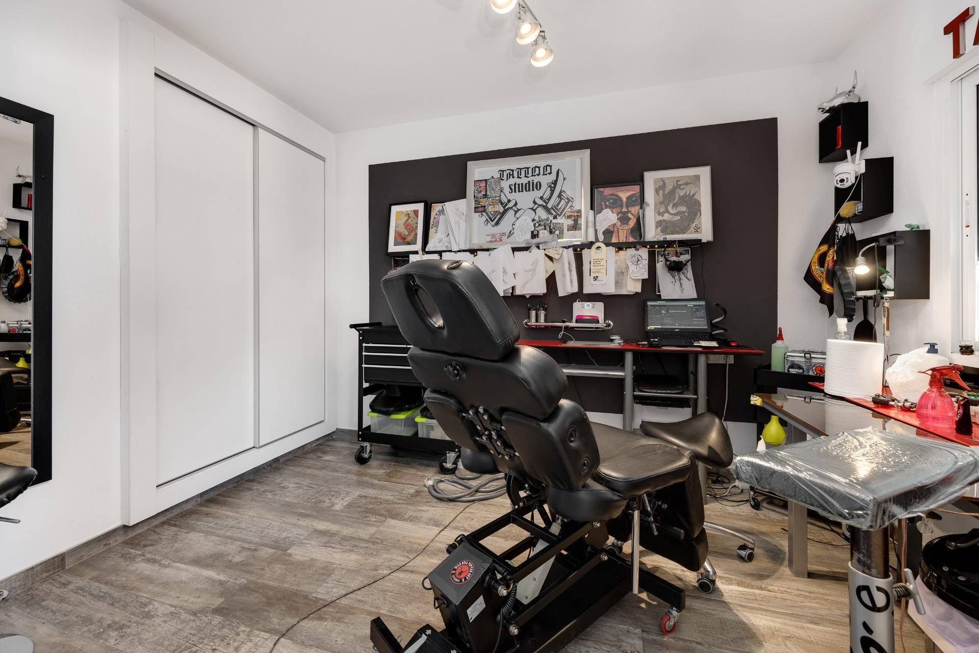 Herverkoop - Herenhuis -
Orihuela Costa - La Zenia