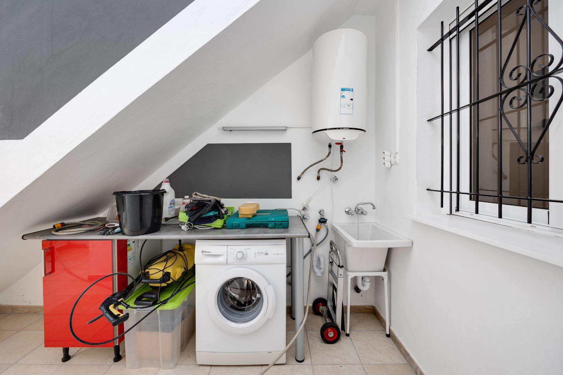 Herverkoop - Herenhuis -
Orihuela Costa - La Zenia