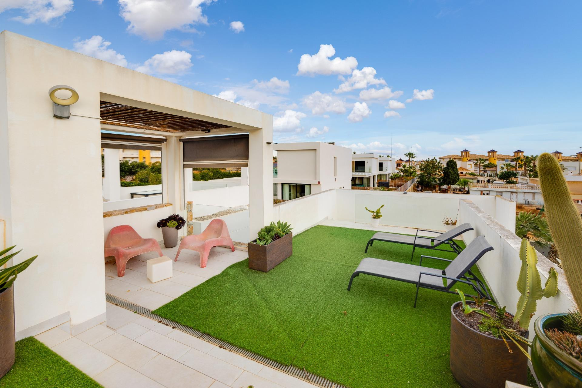 Herverkoop - Herenhuis -
Orihuela Costa - Lomas de Cabo Roig