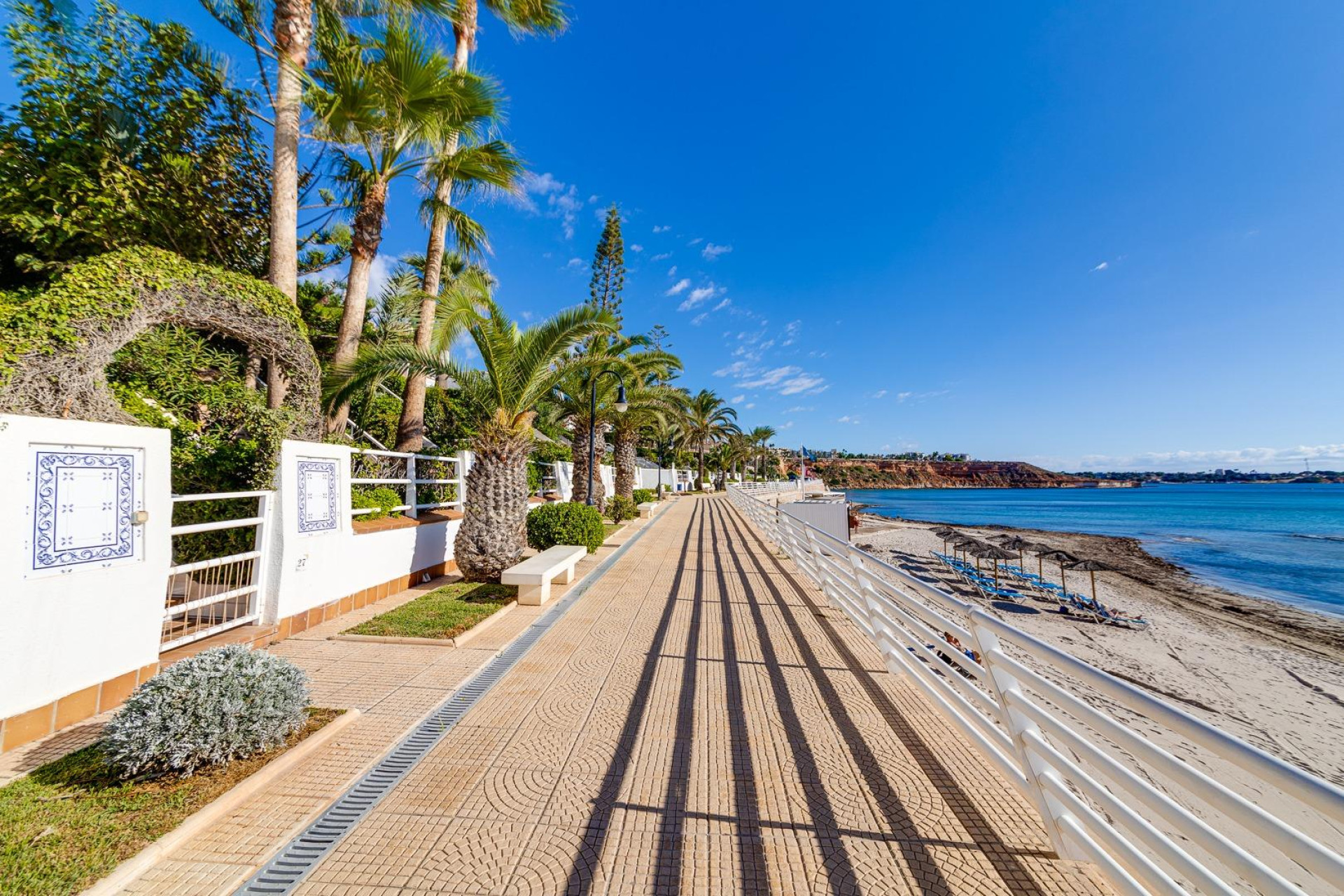 Herverkoop - Herenhuis -
Orihuela Costa - Lomas de Cabo Roig