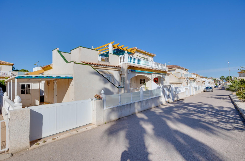 Herverkoop - Herenhuis -
Orihuela Costa - Los Dolses