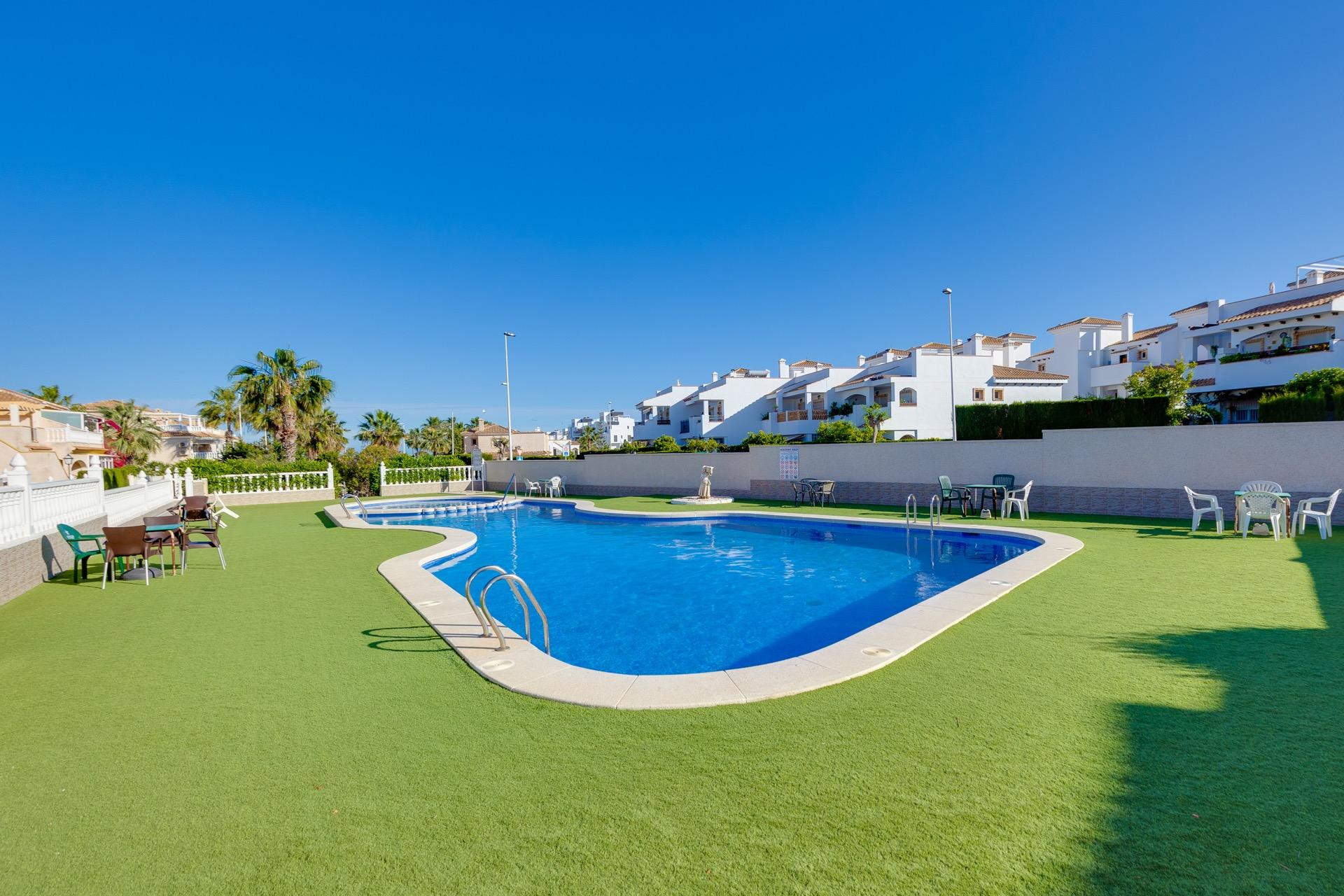 Herverkoop - Herenhuis -
Orihuela Costa - Los Dolses