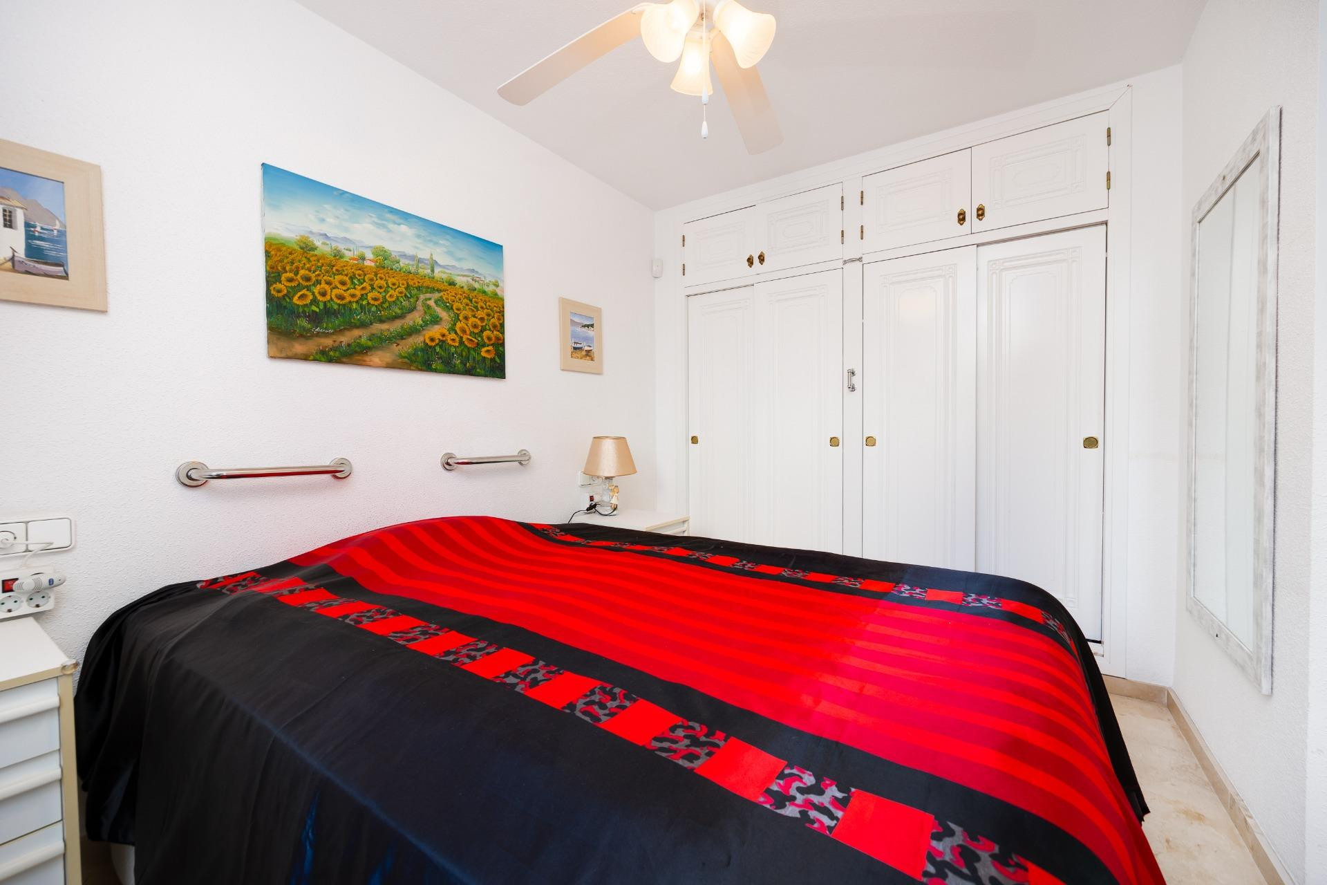 Herverkoop - Herenhuis -
Orihuela Costa - Playa Flamenca