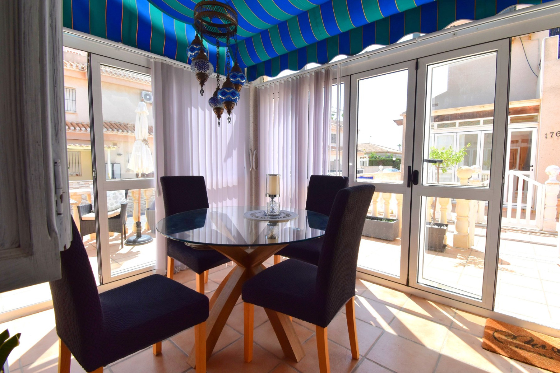 Herverkoop - Herenhuis -
Orihuela Costa - Playa Flamenca