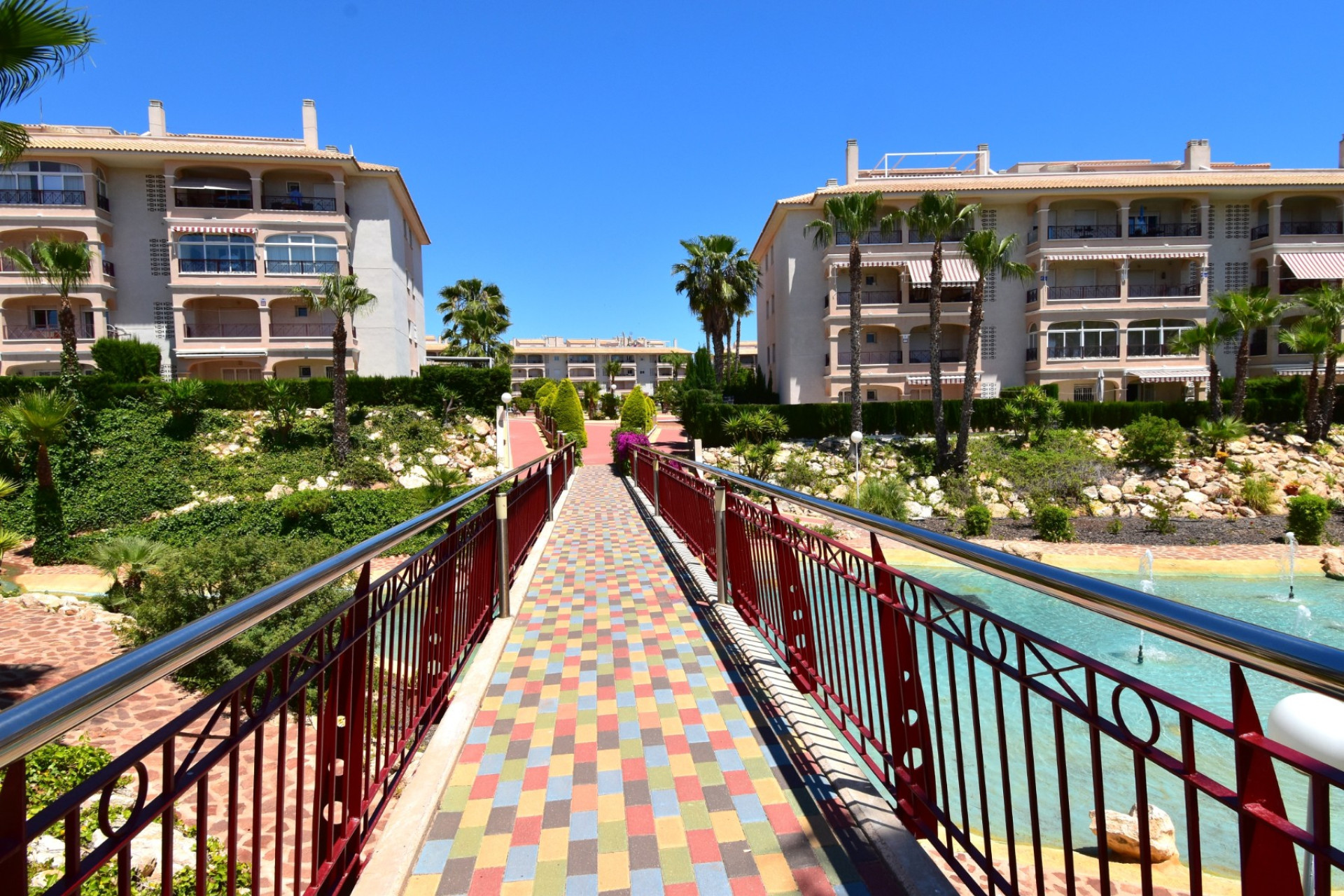 Herverkoop - Herenhuis -
Orihuela Costa - Playa Flamenca