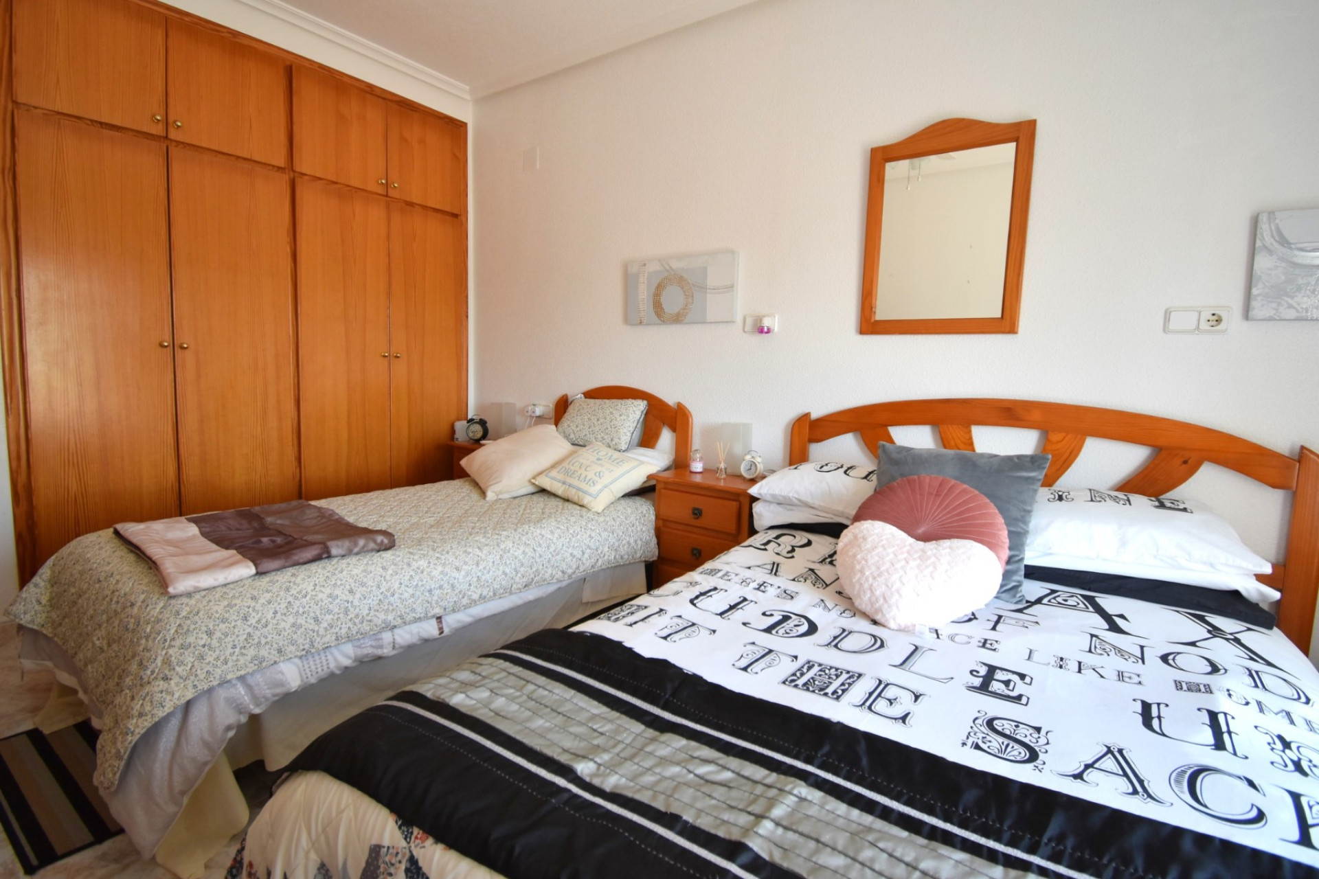 Herverkoop - Herenhuis -
Orihuela Costa - Playa Flamenca