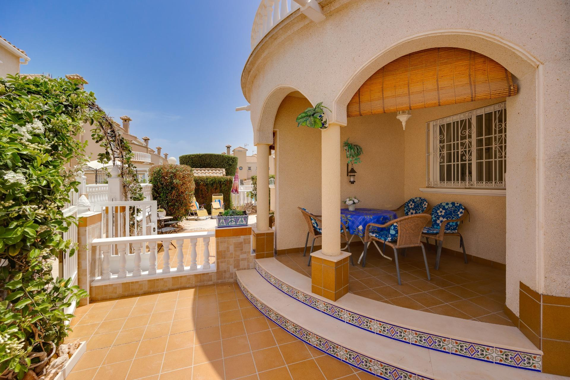 Herverkoop - Herenhuis -
Orihuela Costa - Playa Flamenca