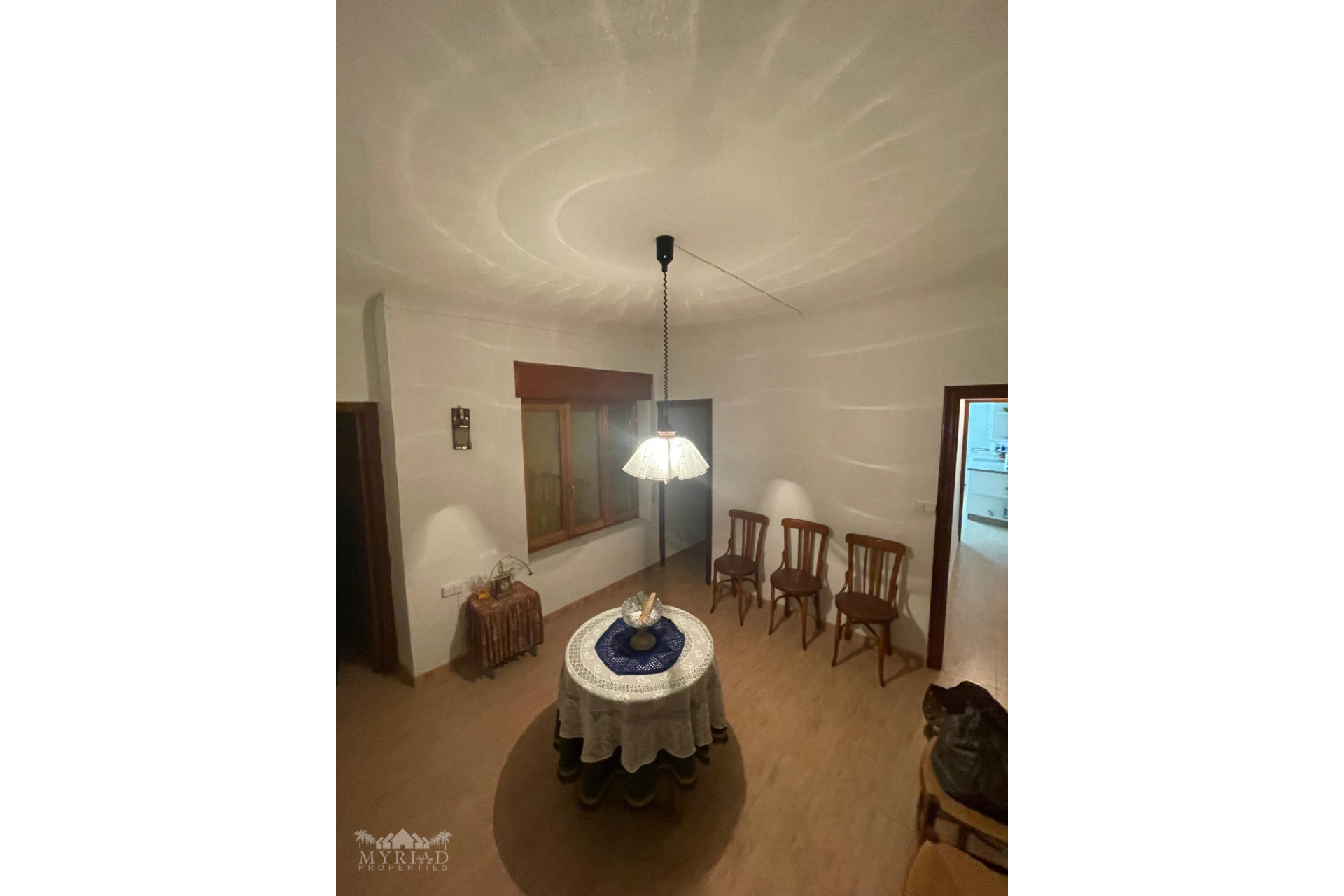 Herverkoop - Herenhuis -
Pinoso - Pinoso Alicante