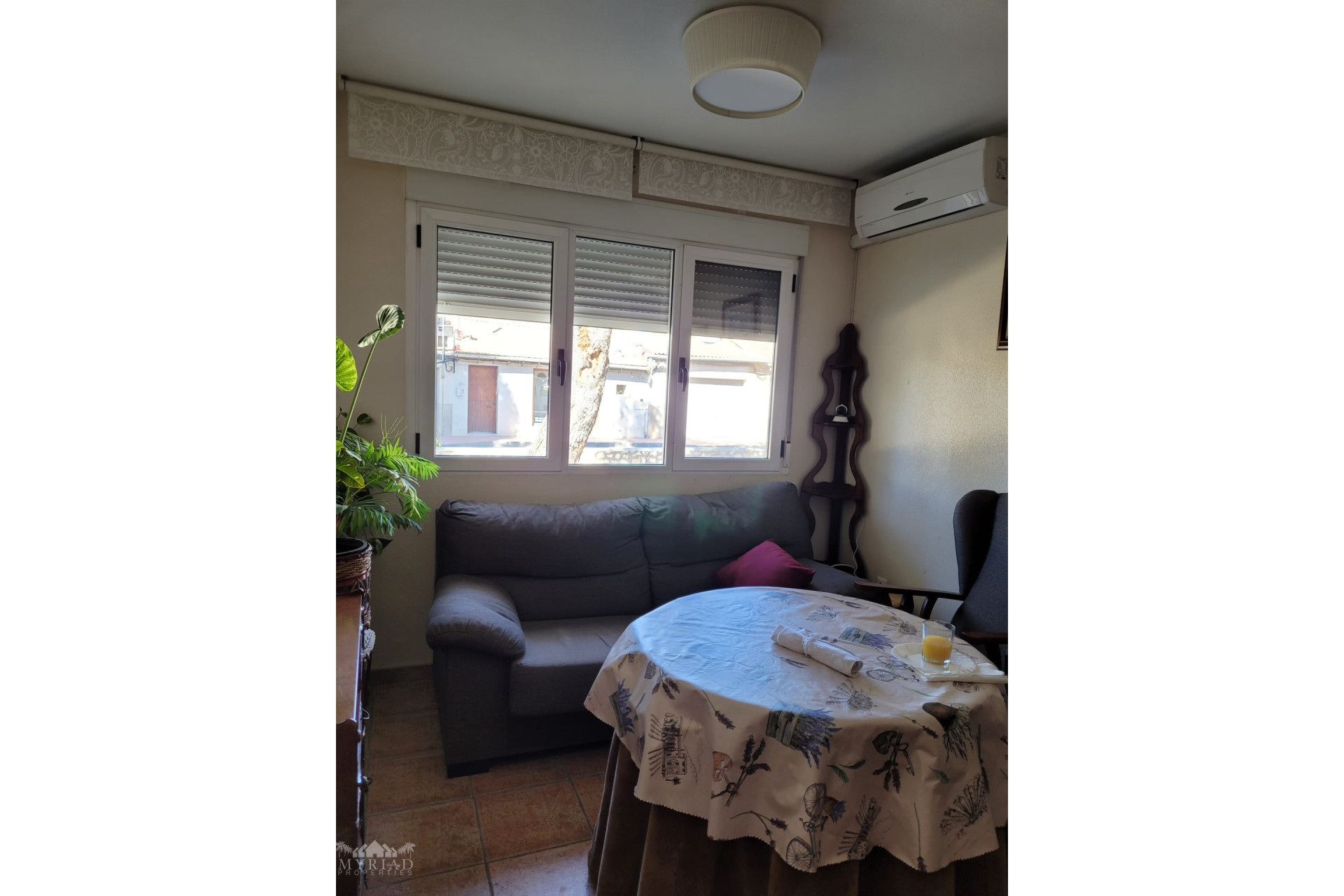 Herverkoop - Herenhuis -
Pinoso - Pinoso Alicante