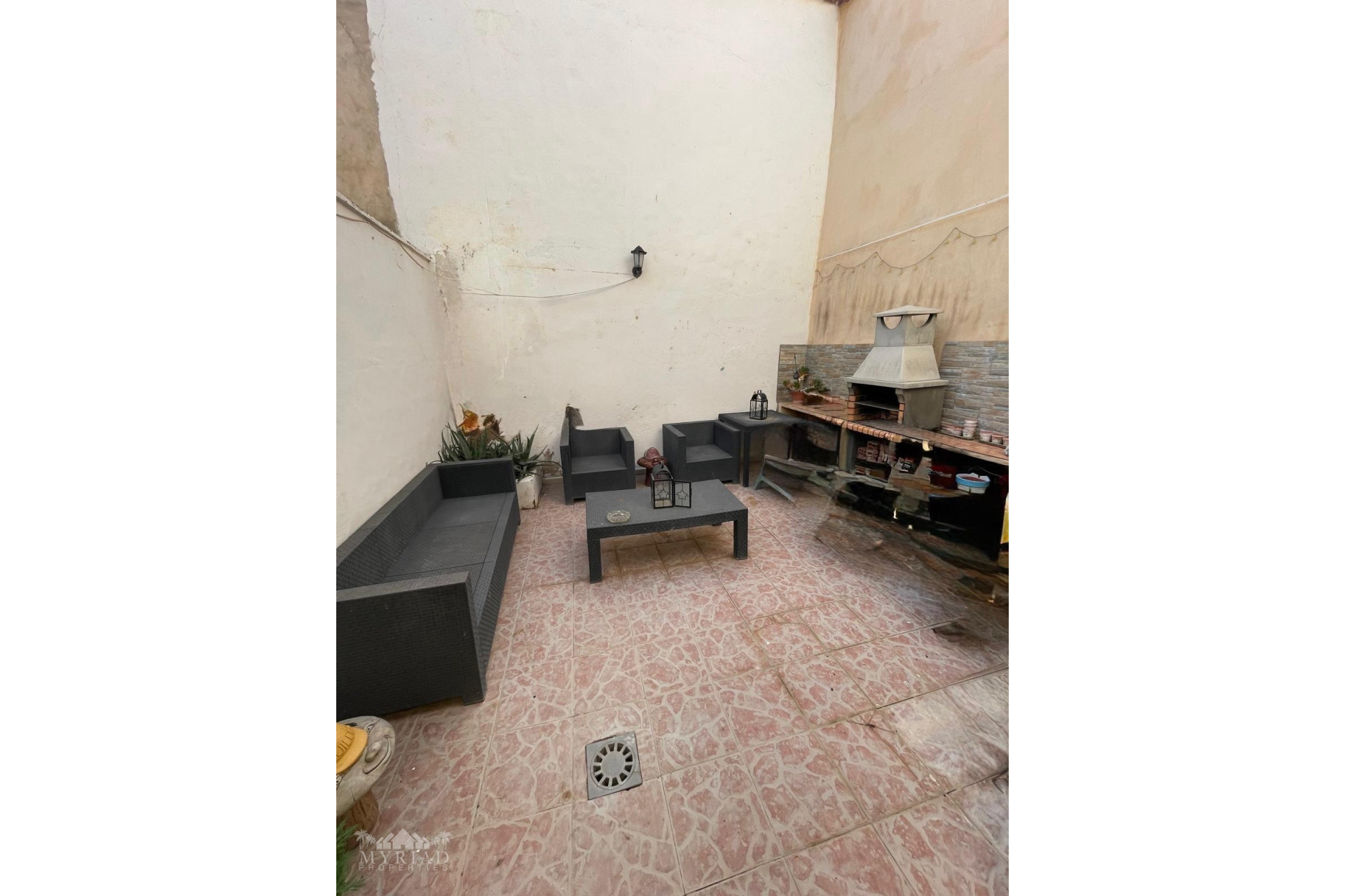 Herverkoop - Herenhuis -
Pinoso - Pinoso Alicante