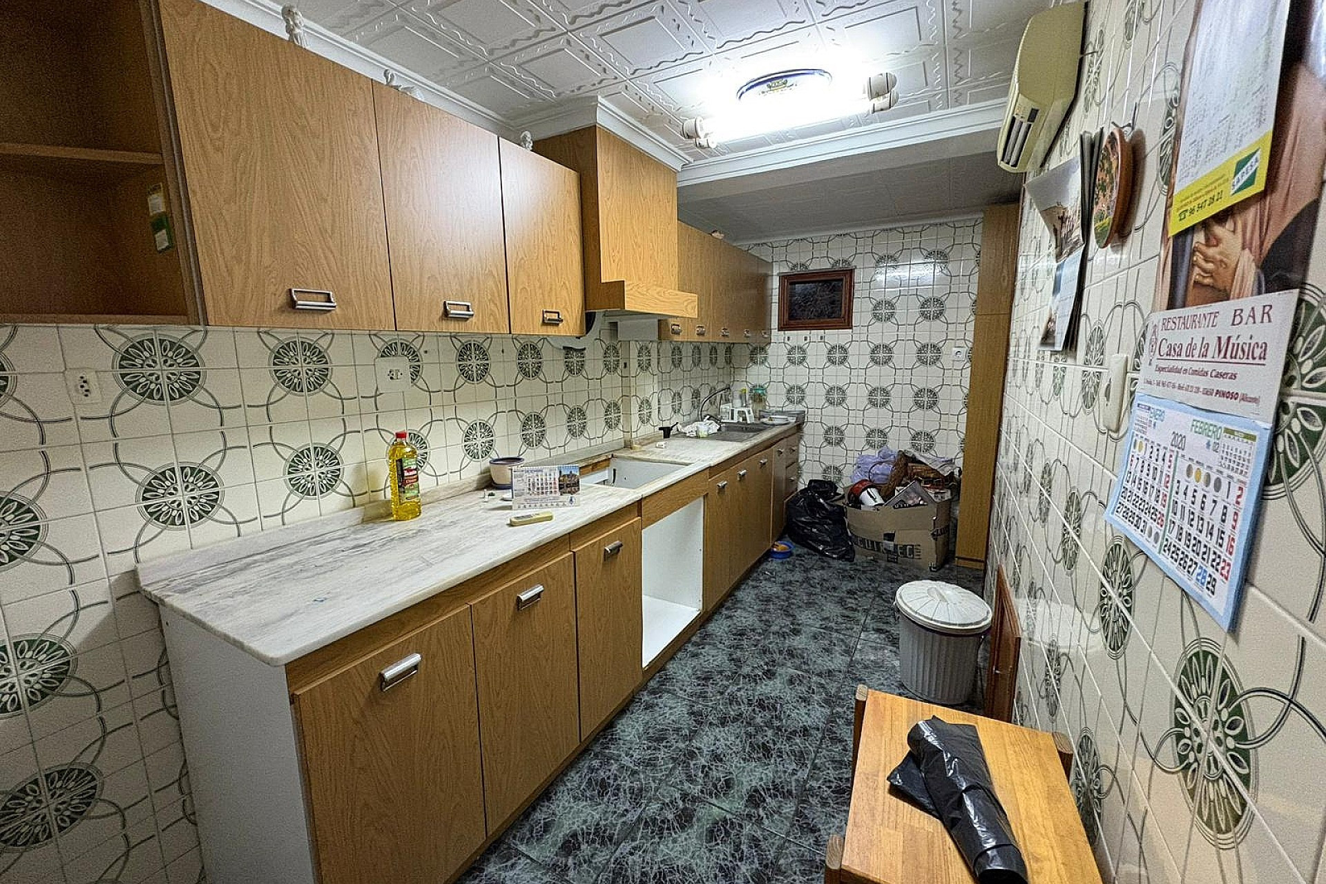 Herverkoop - Herenhuis -
Pinoso