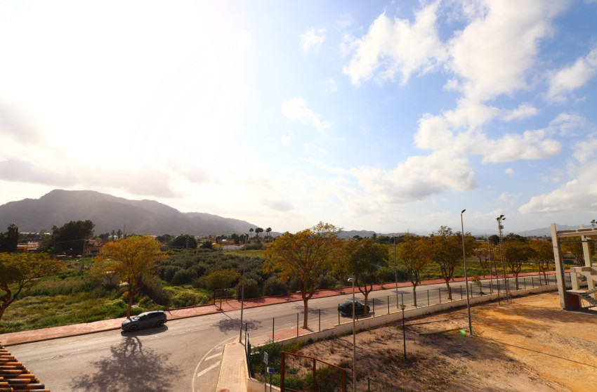 Herverkoop - Herenhuis -
Redovan - Redovan - Town