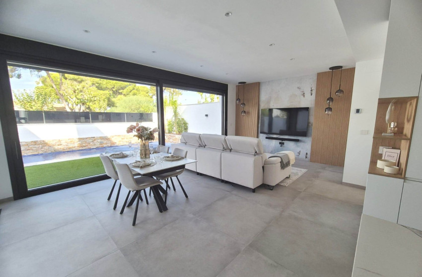 Herverkoop - Herenhuis -
Santiago de La Ribera - Santiago de La Ribera - Town