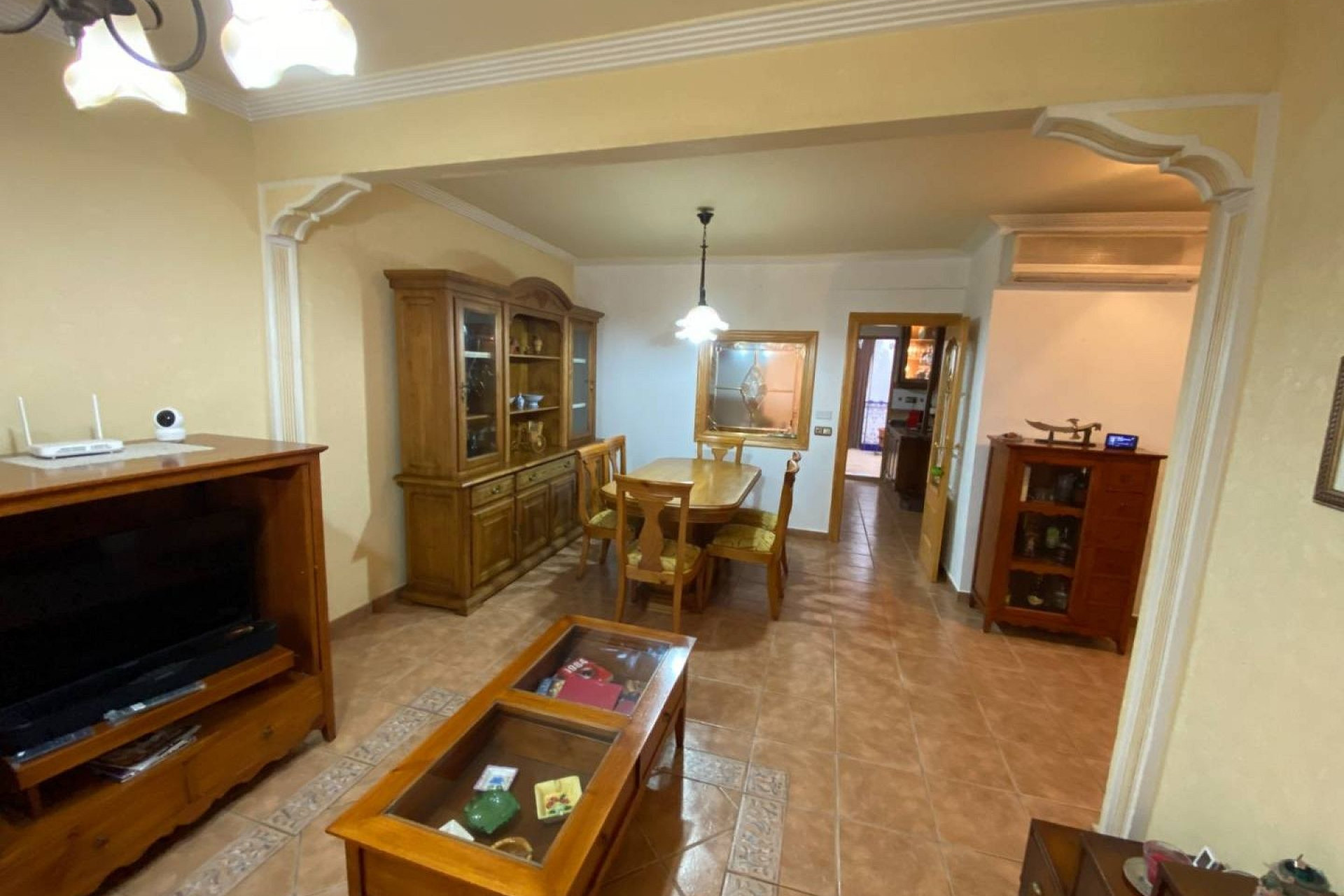 Herverkoop - Herenhuis -
Sax