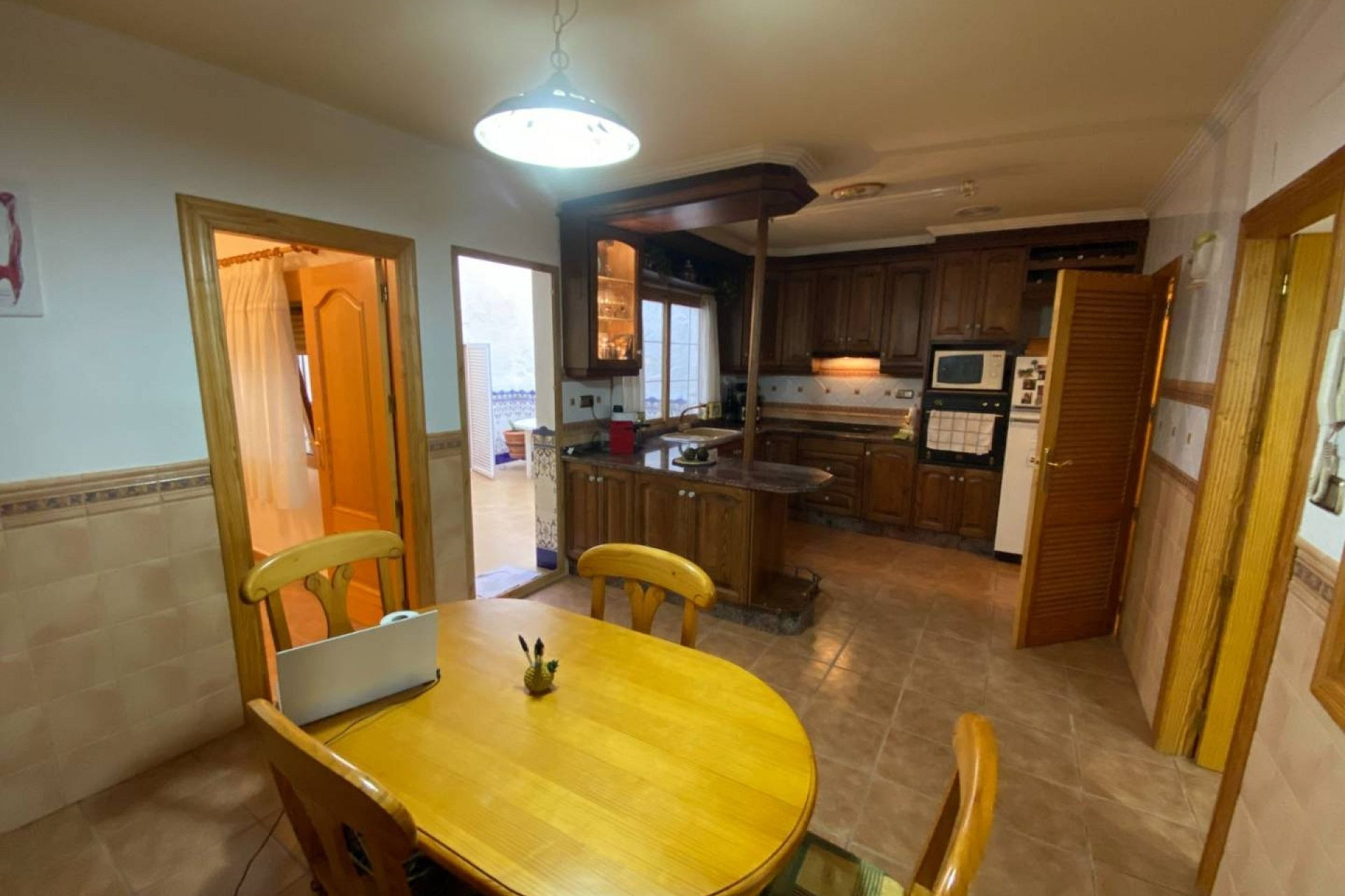 Herverkoop - Herenhuis -
Sax