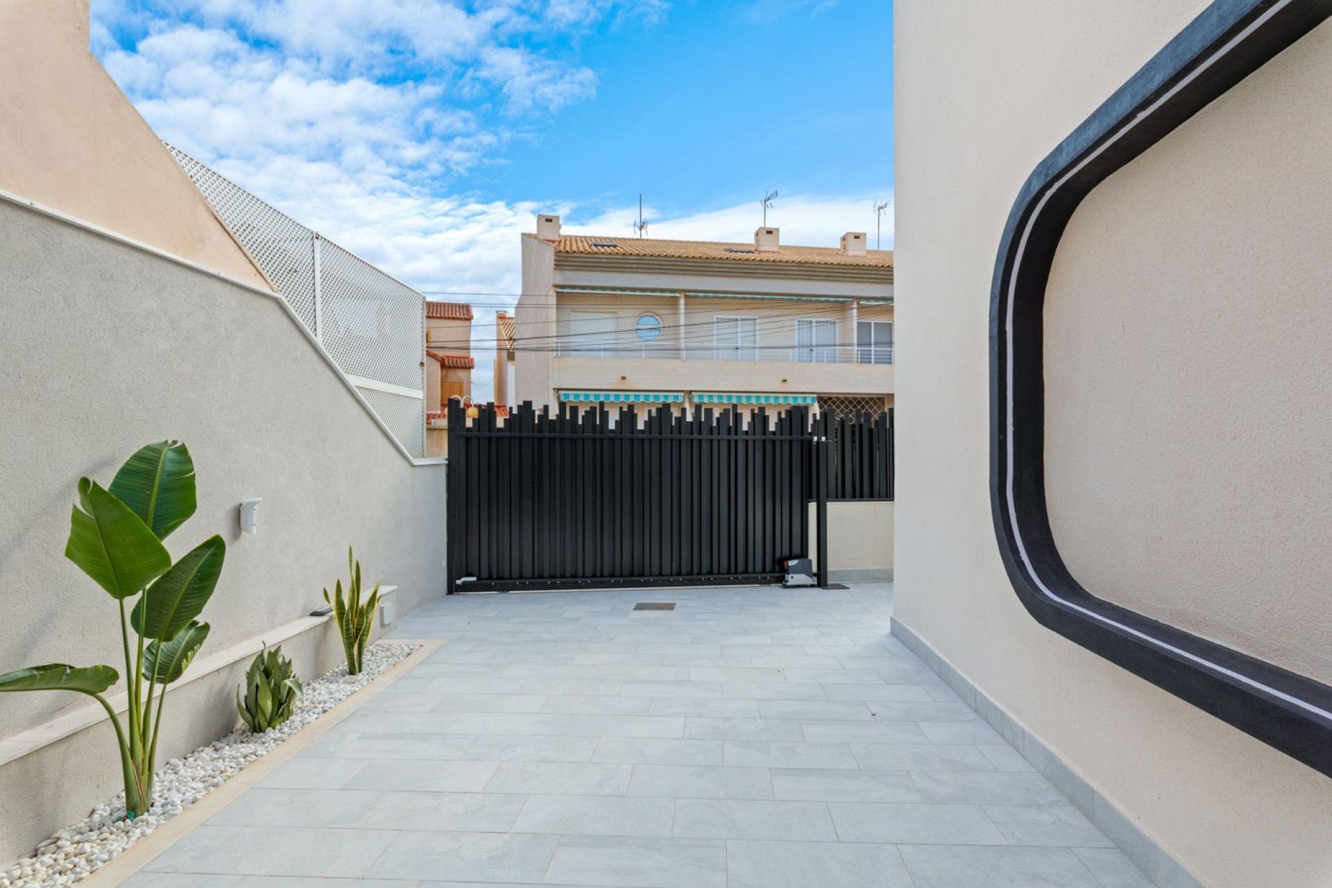 Herverkoop - Herenhuis -
Torre de La Horadada - Torre de La Horadada - Town