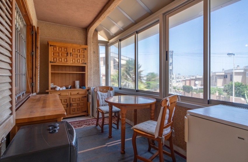 Herverkoop - Herenhuis -
Torrevieja - Cabo Cervera