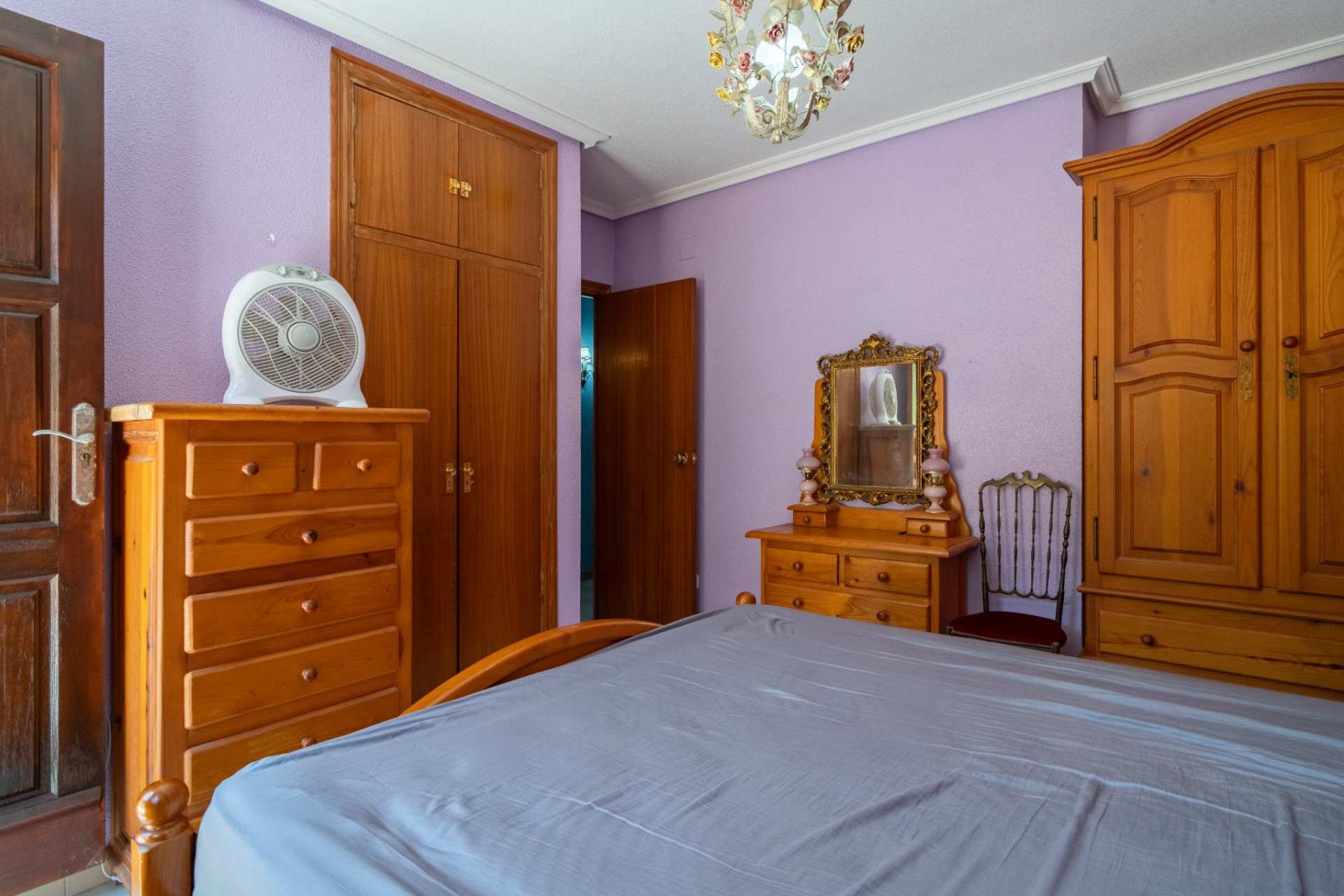 Herverkoop - Herenhuis -
Torrevieja - Cabo Cervera