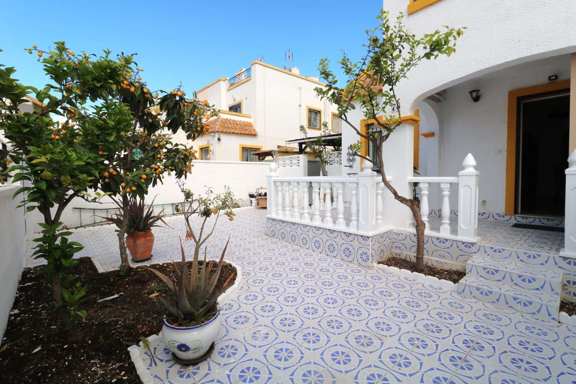 Herverkoop - Herenhuis -
Torrevieja - Carrefour