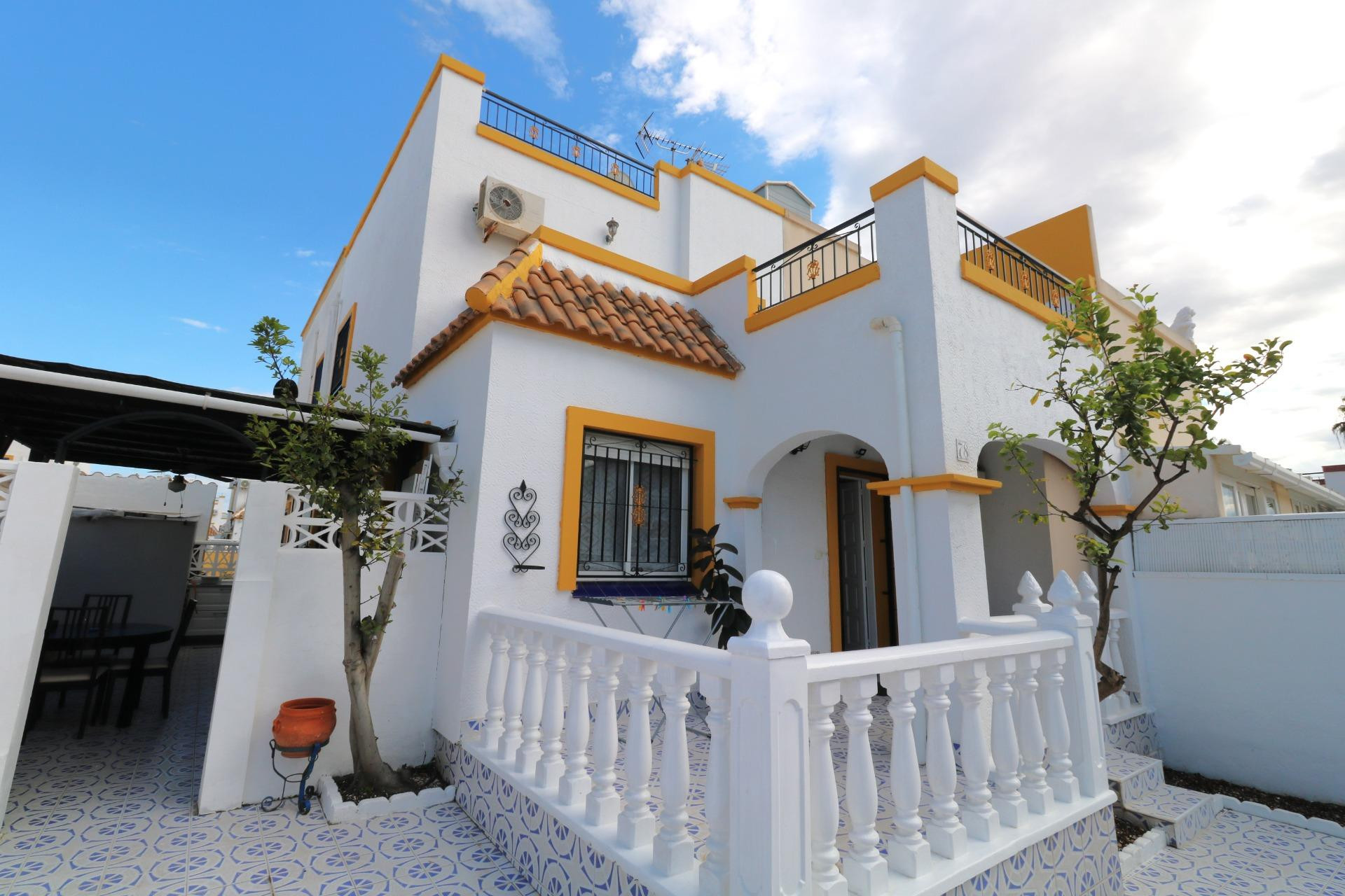 Herverkoop - Herenhuis -
Torrevieja - Carrefour