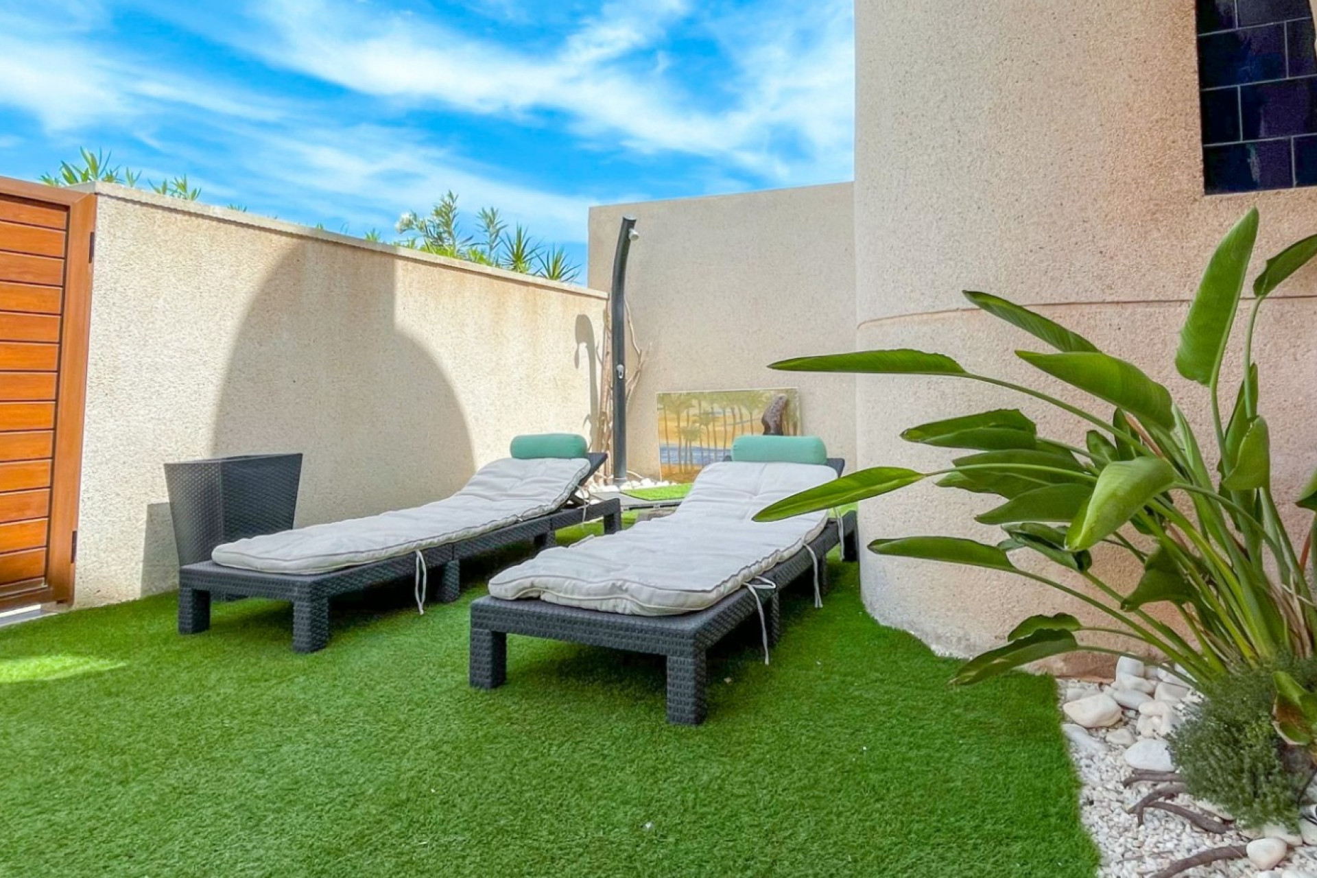 Herverkoop - Herenhuis -
Torrevieja - Costa Blanca