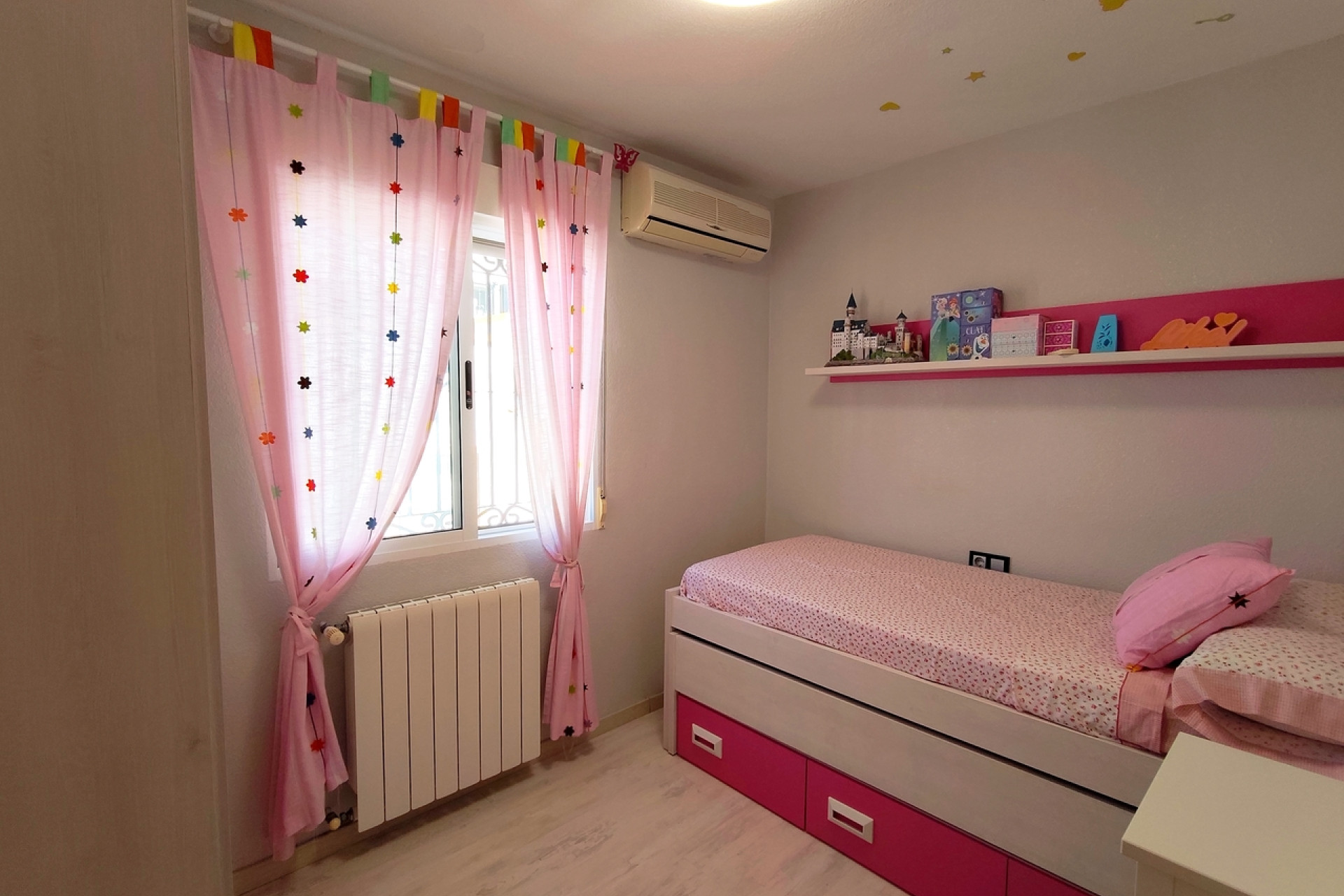Herverkoop - Herenhuis -
Torrevieja - Los Altos