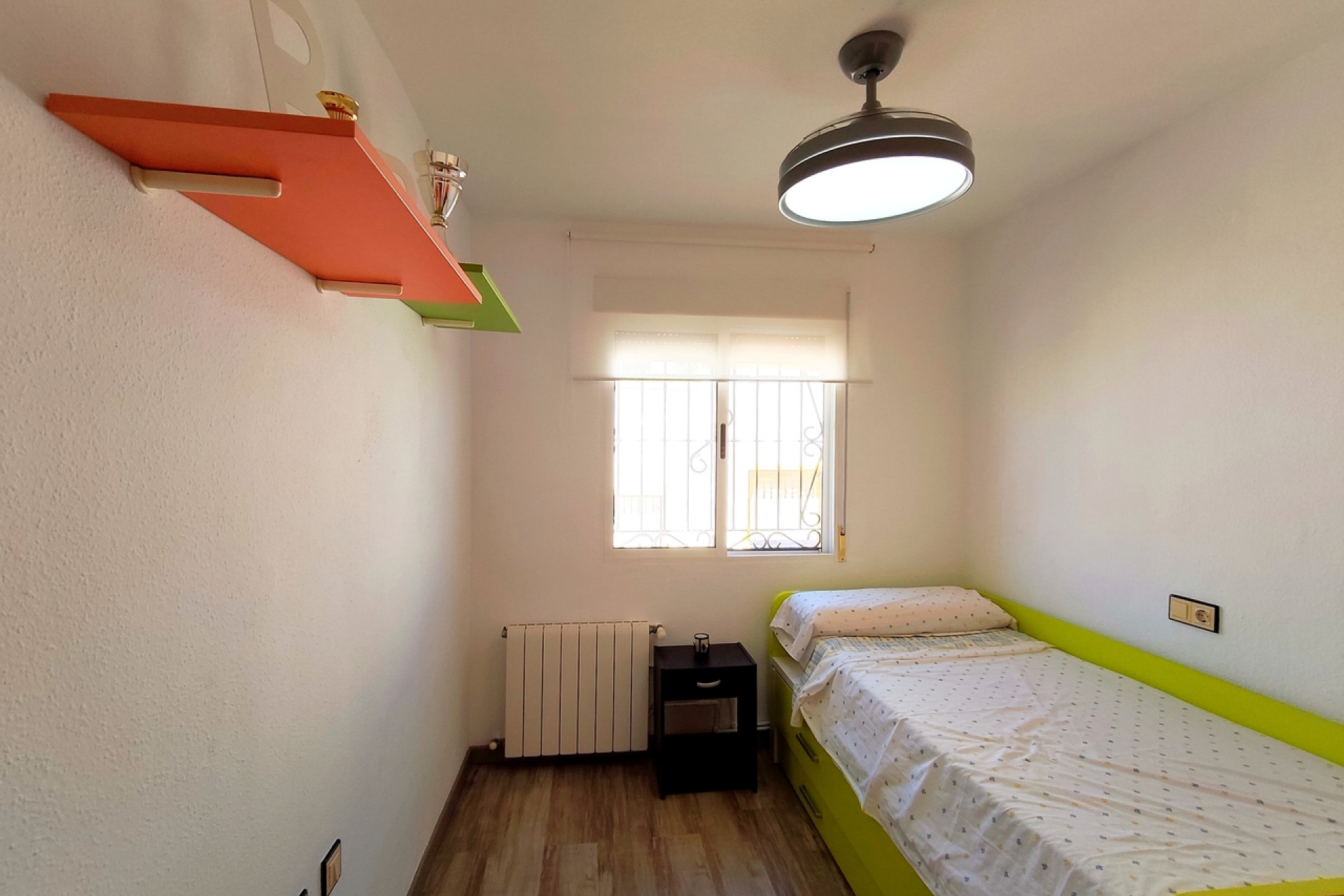 Herverkoop - Herenhuis -
Torrevieja - Los Altos