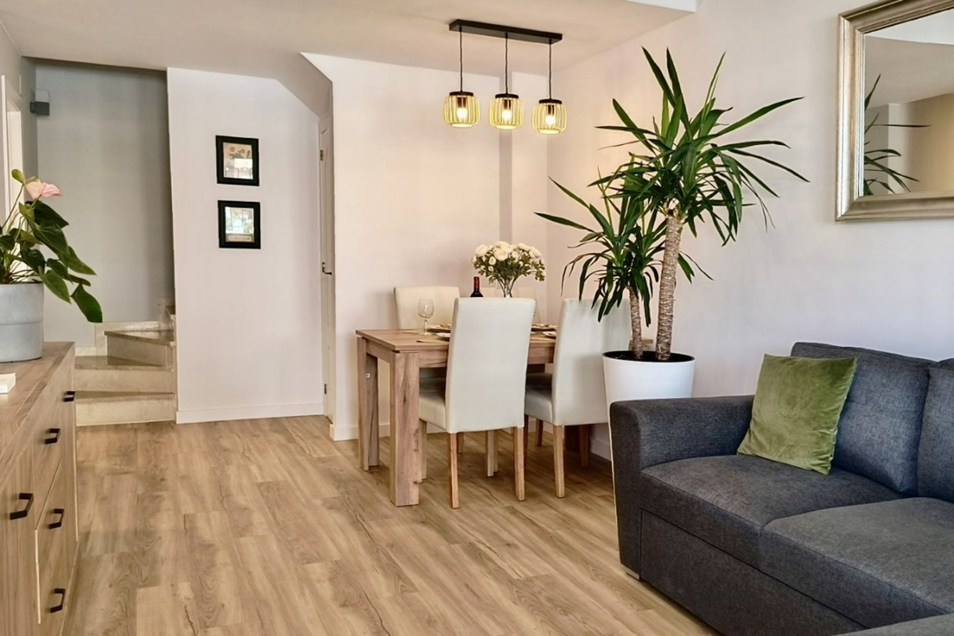 Herverkoop - Herenhuis -
Torrevieja - Los Altos