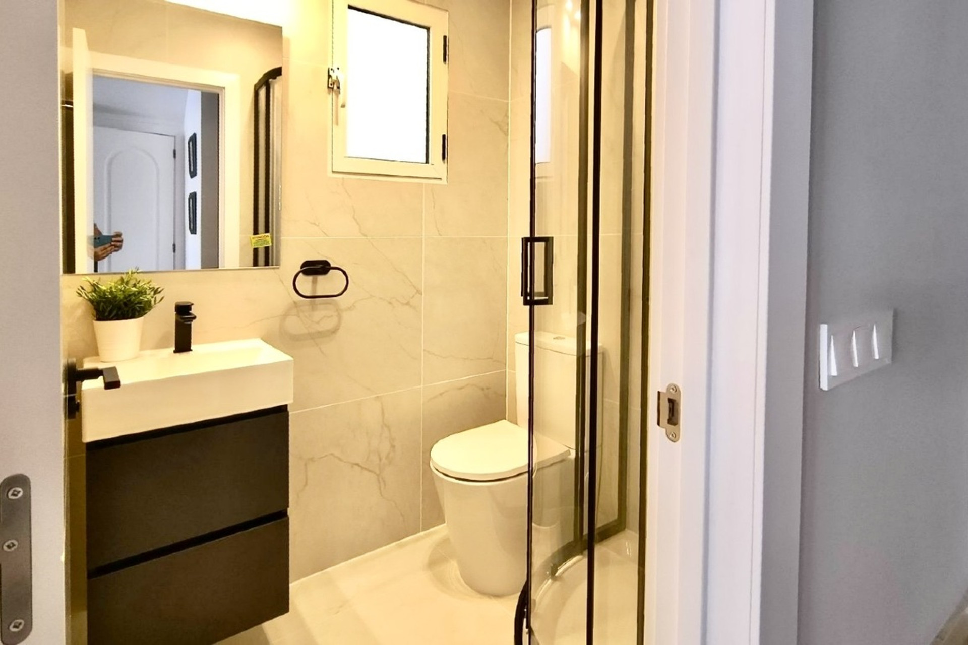 Herverkoop - Herenhuis -
Torrevieja - Los Altos