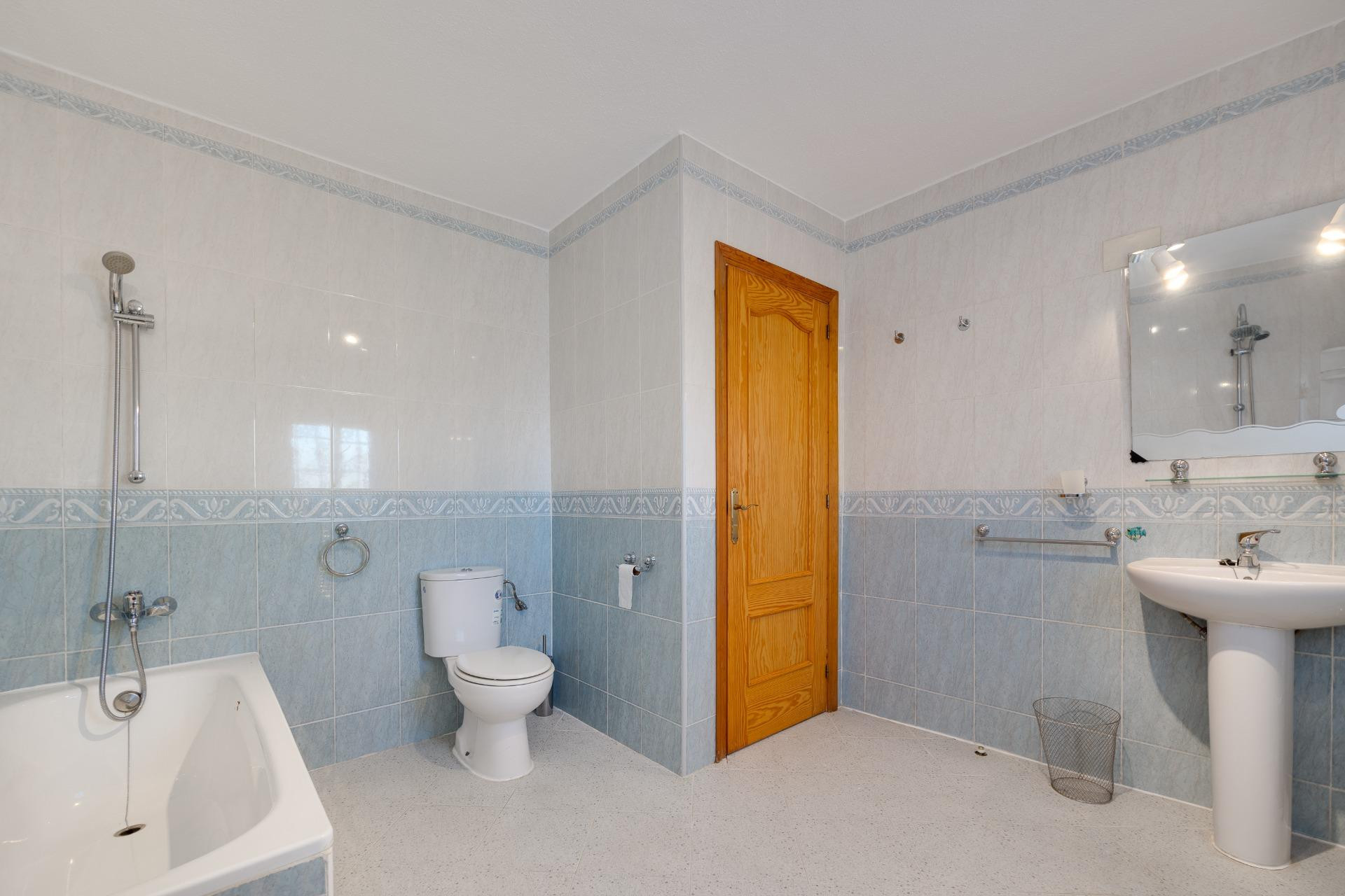 Herverkoop - Herenhuis -
Torrevieja - Los Balcones - Los Altos del Edén