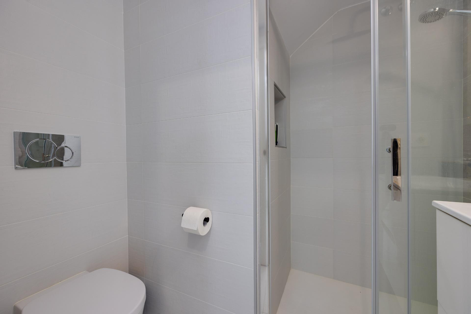 Herverkoop - Herenhuis -
Torrevieja - Los Balcones