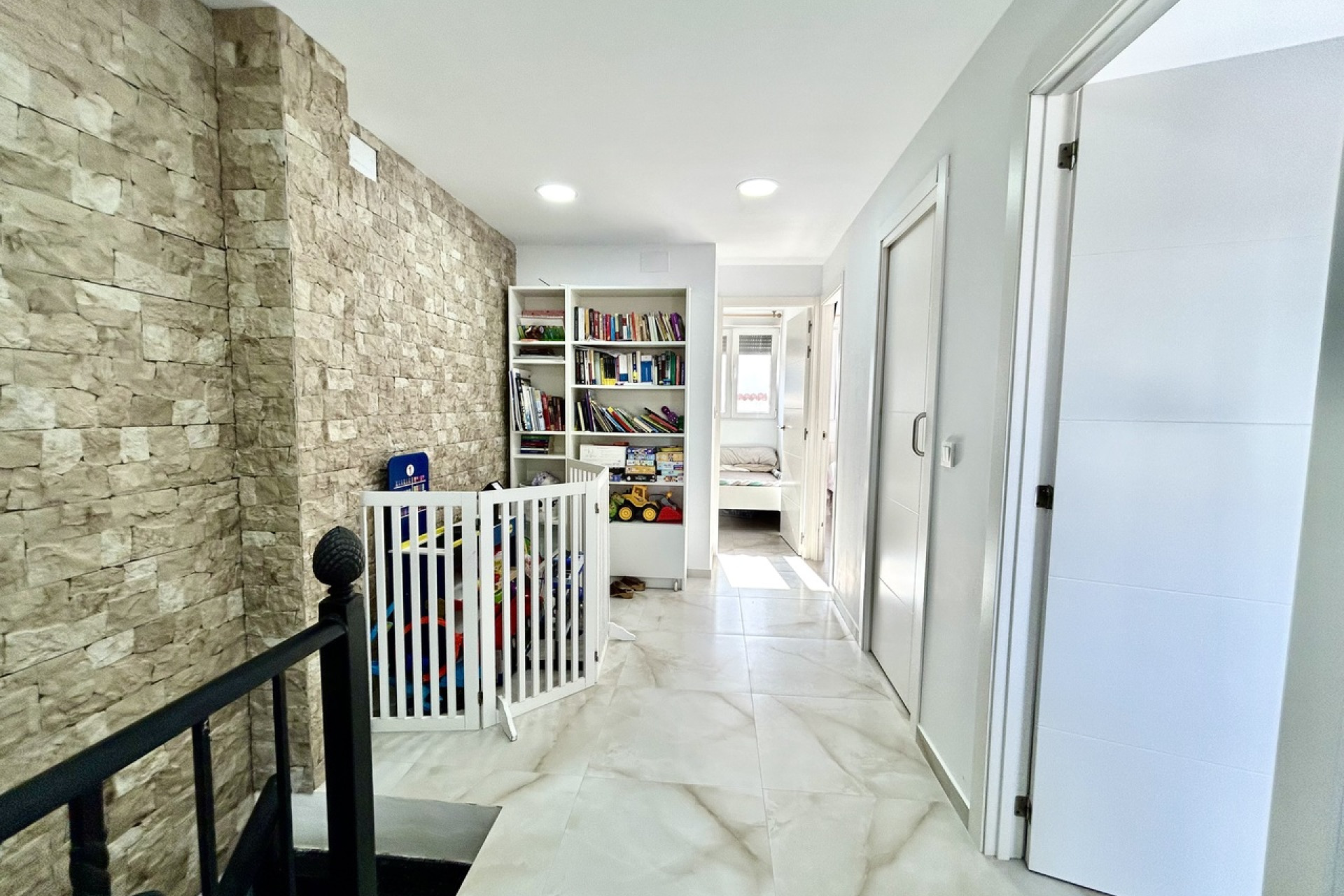 Herverkoop - Herenhuis -
Torrevieja - Los Balcones