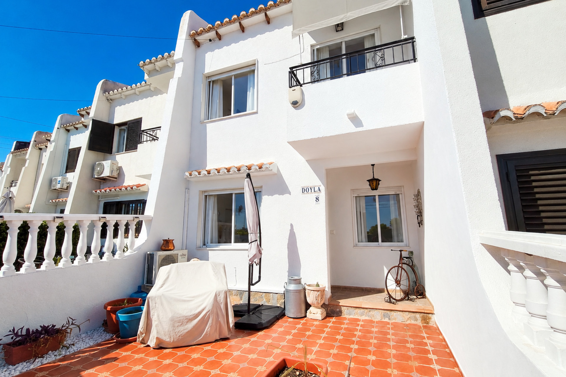Herverkoop - Herenhuis -
Torrevieja - Los Balcones