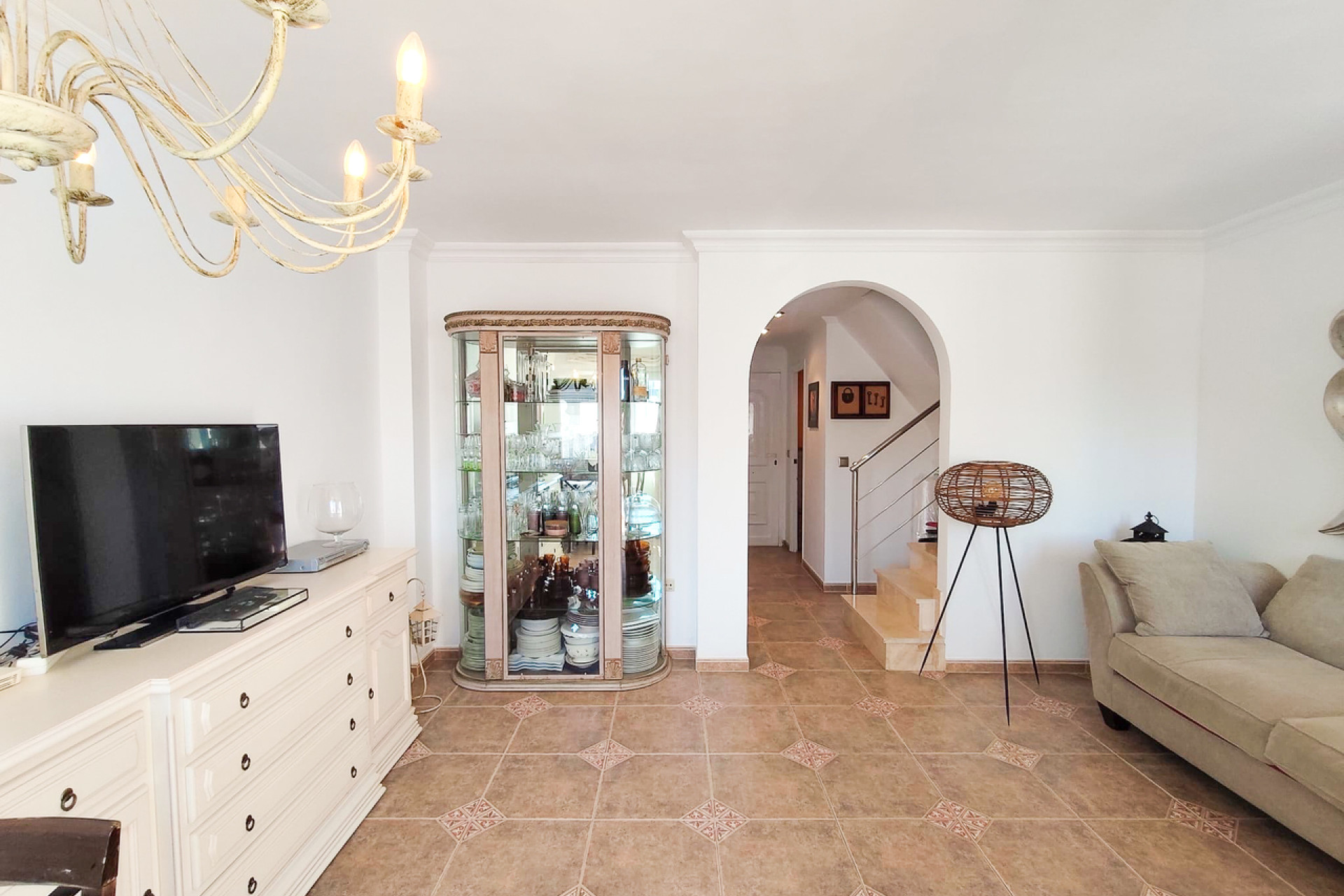 Herverkoop - Herenhuis -
Torrevieja - Los Balcones