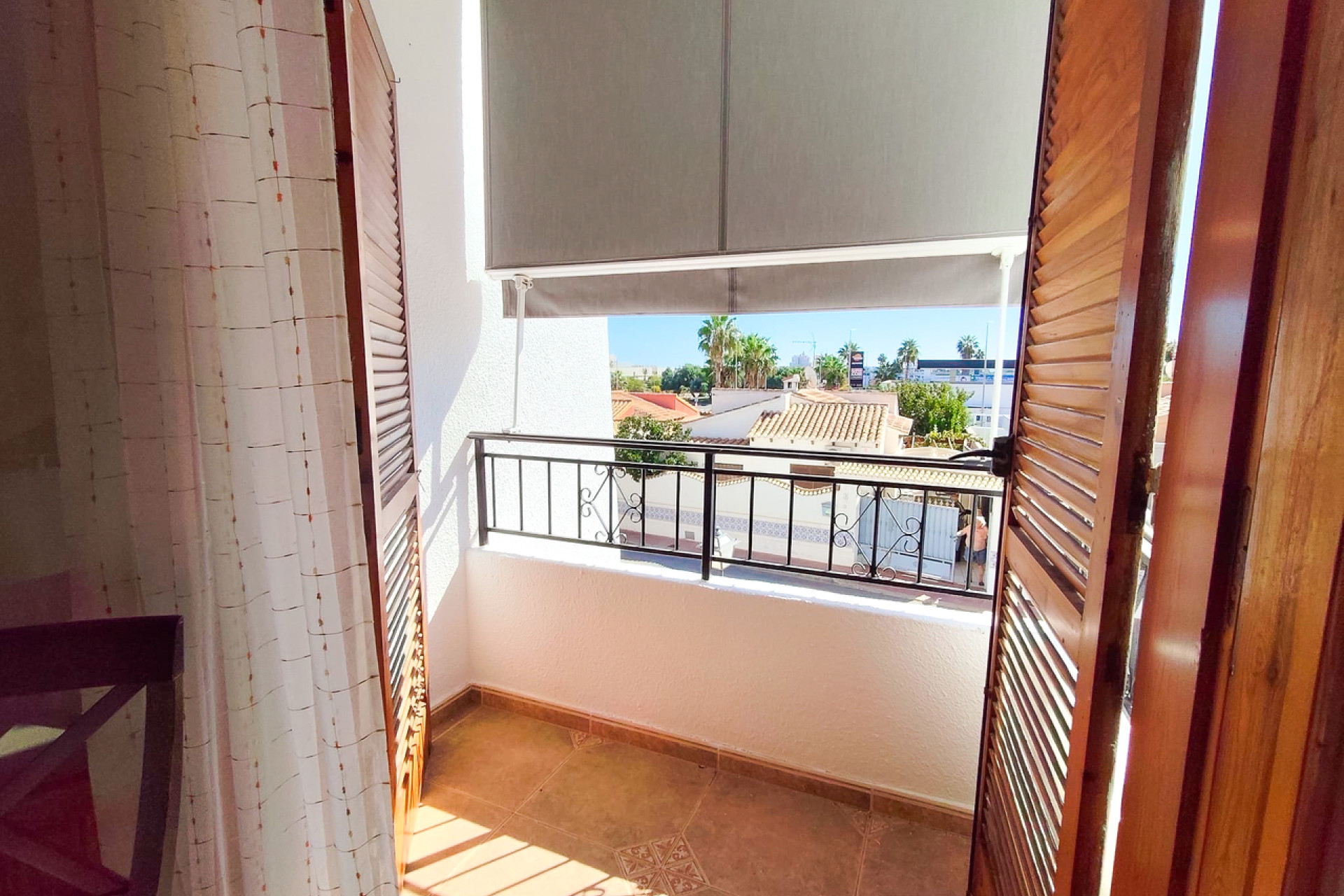 Herverkoop - Herenhuis -
Torrevieja - Los Balcones