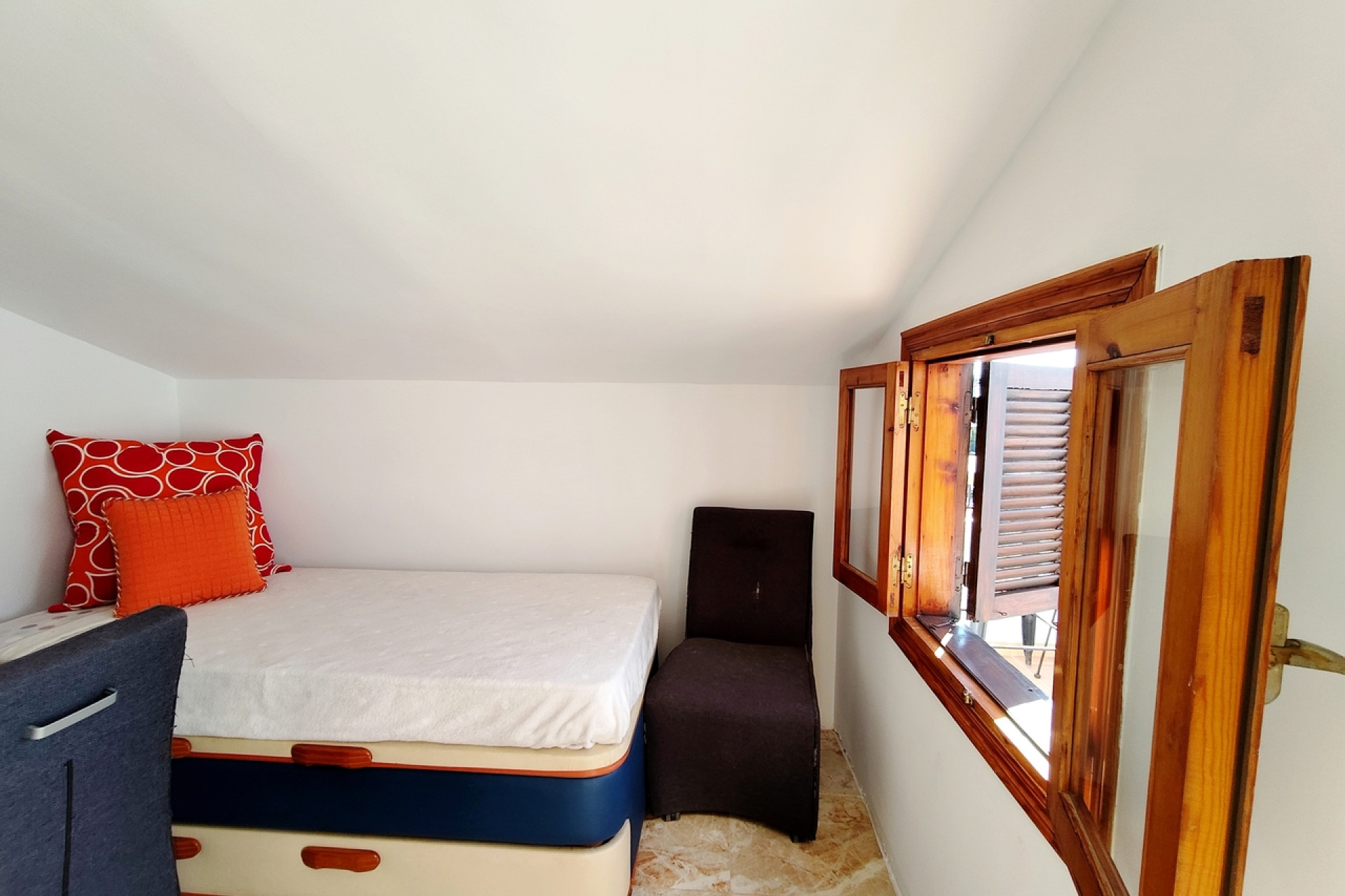 Herverkoop - Herenhuis -
Torrevieja - Los Balcones