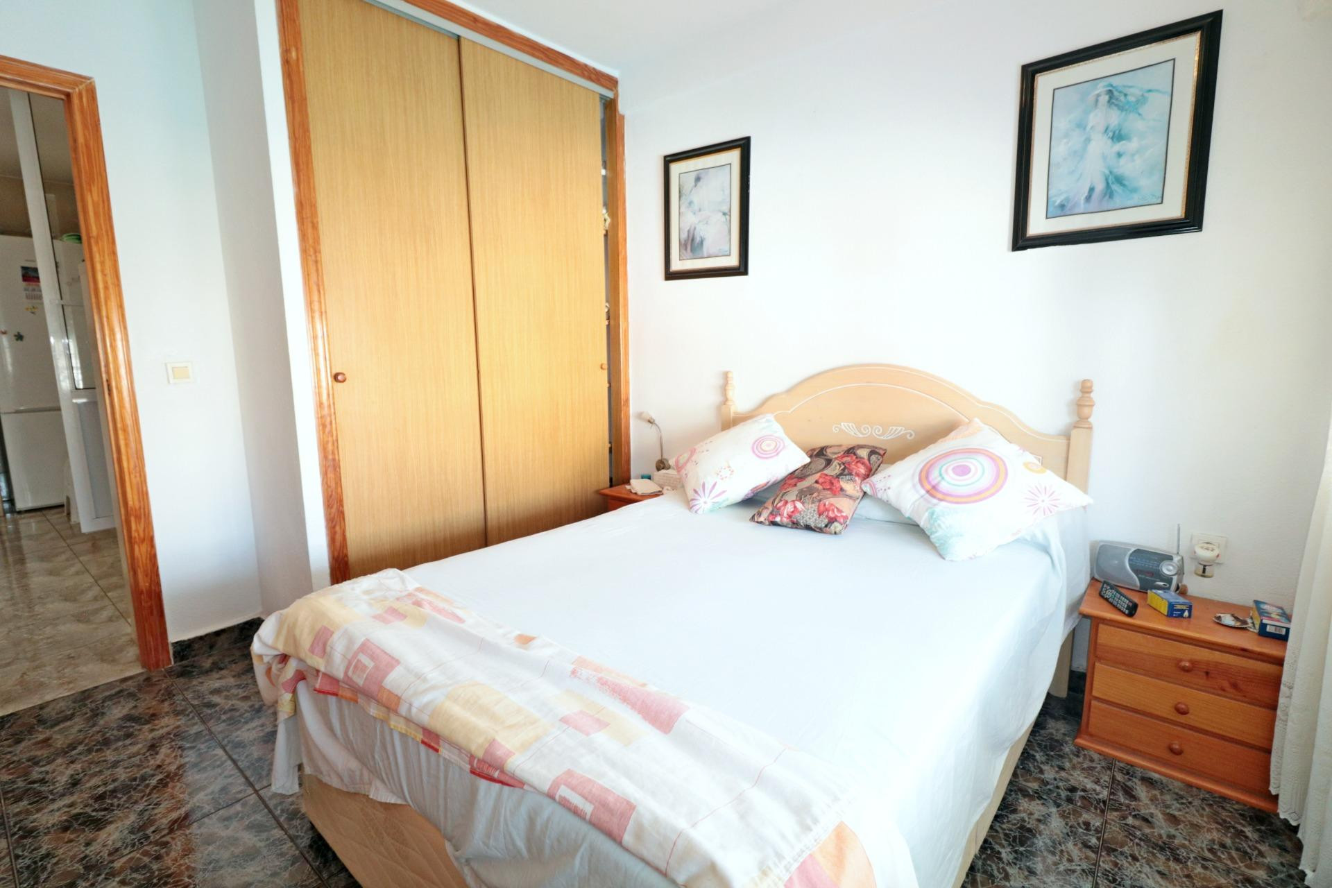 Herverkoop - Herenhuis -
Torrevieja - Torretas
