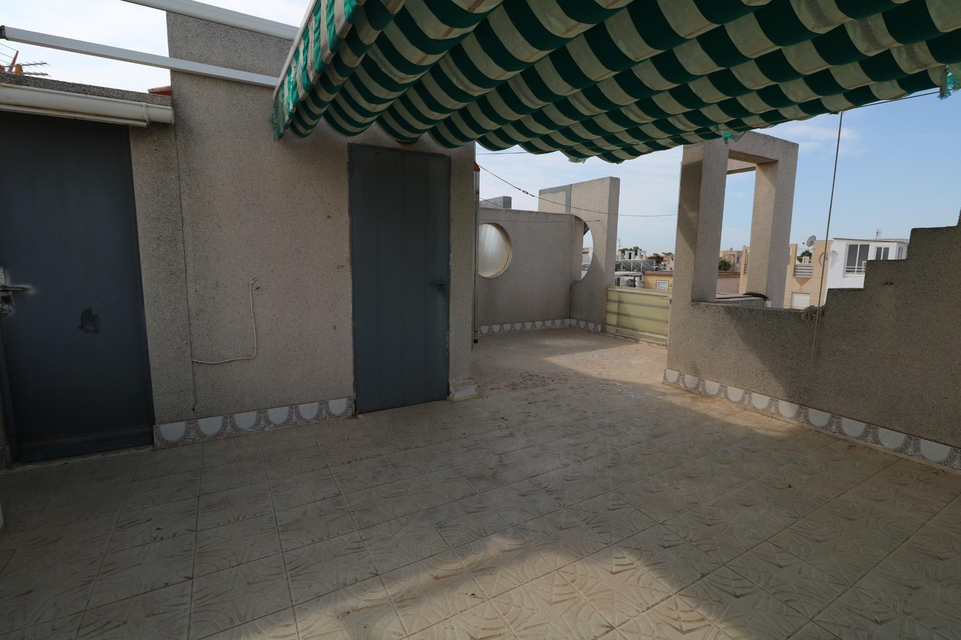 Herverkoop - Herenhuis -
Torrevieja - Torretas