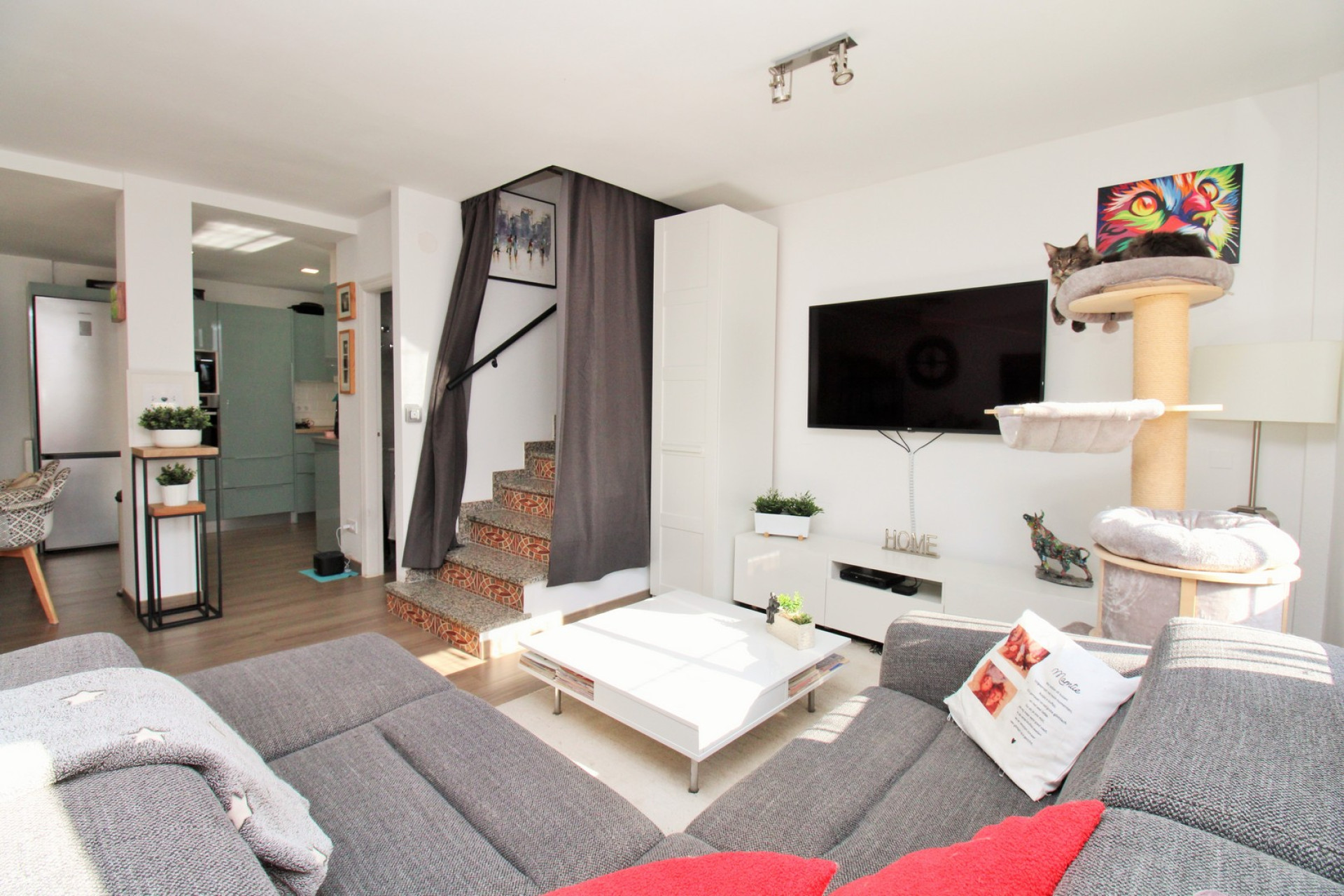 Herverkoop - Herenhuis -
Villamartín