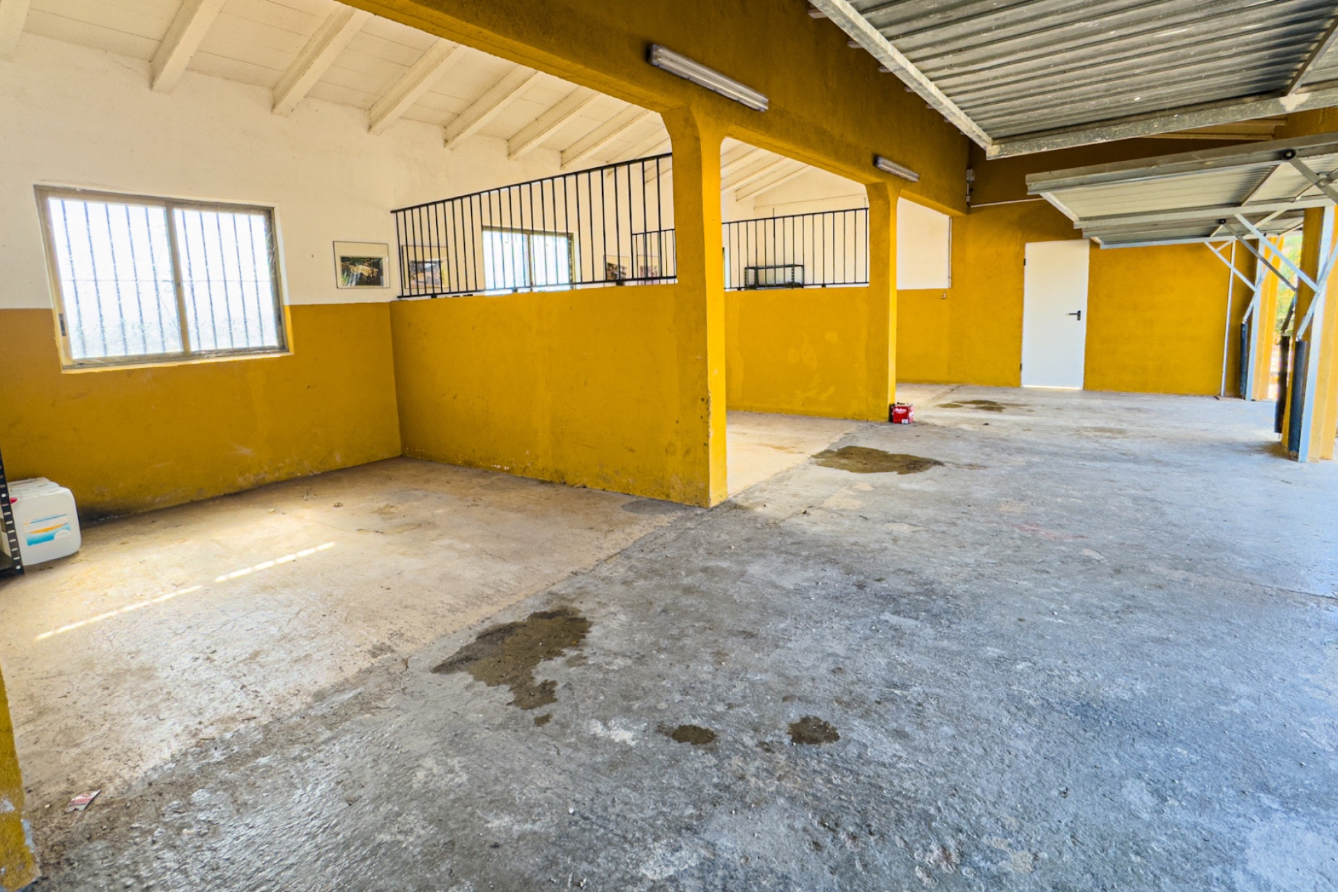 Herverkoop - Hippische installaties -
Orihuela Costa - Orihuela