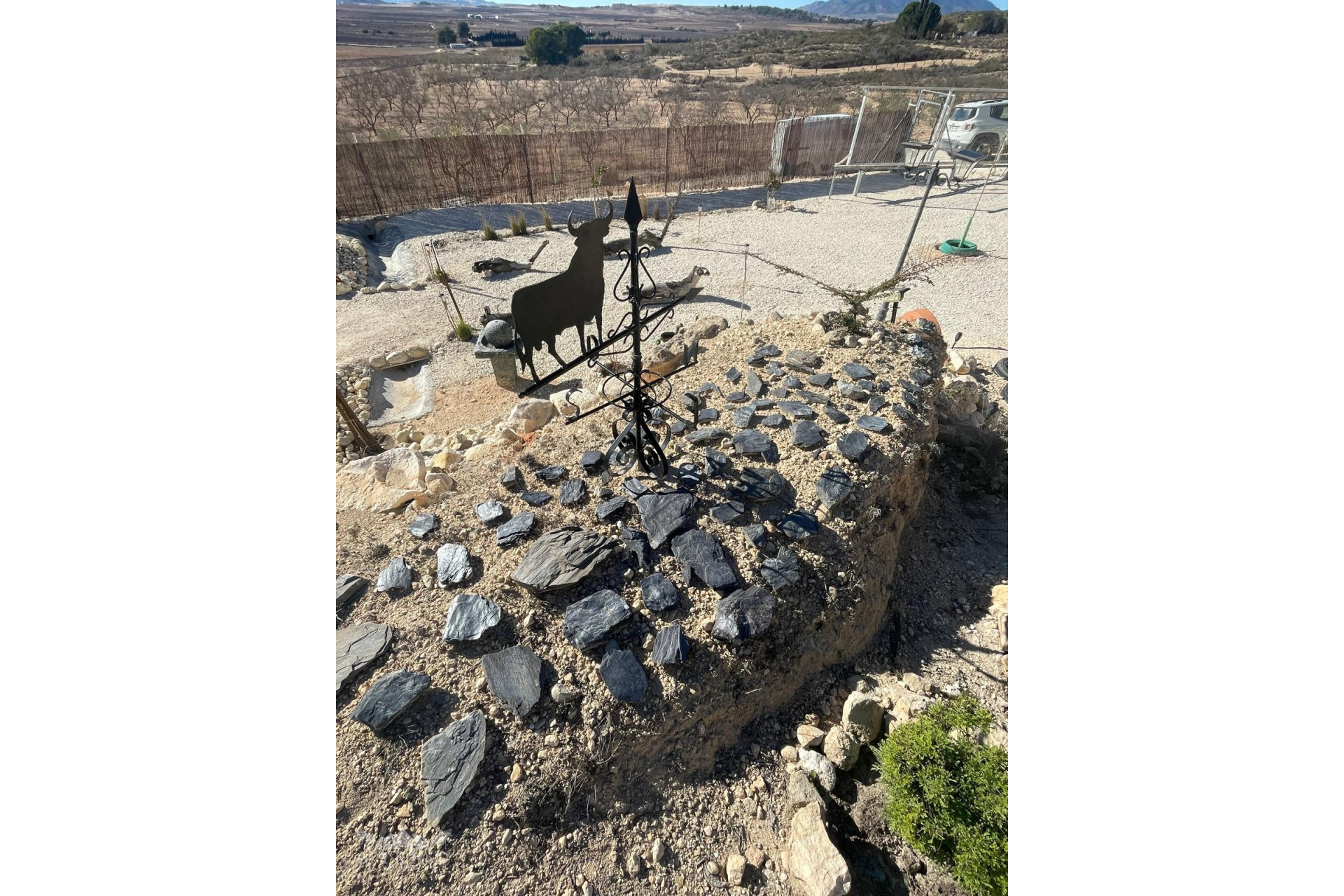 Herverkoop - Land -
Culebr&oacute;n - Culebr&oacute;n Alicante