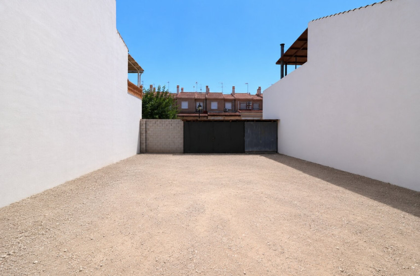 Herverkoop - Land -
Formentera del Segura - Formentera - Village