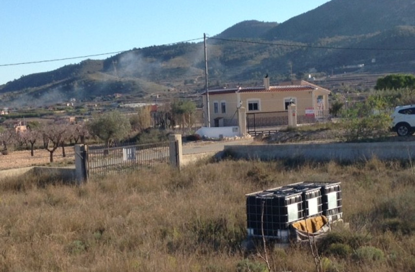 Herverkoop - Land -
Hondón de los Fráiles