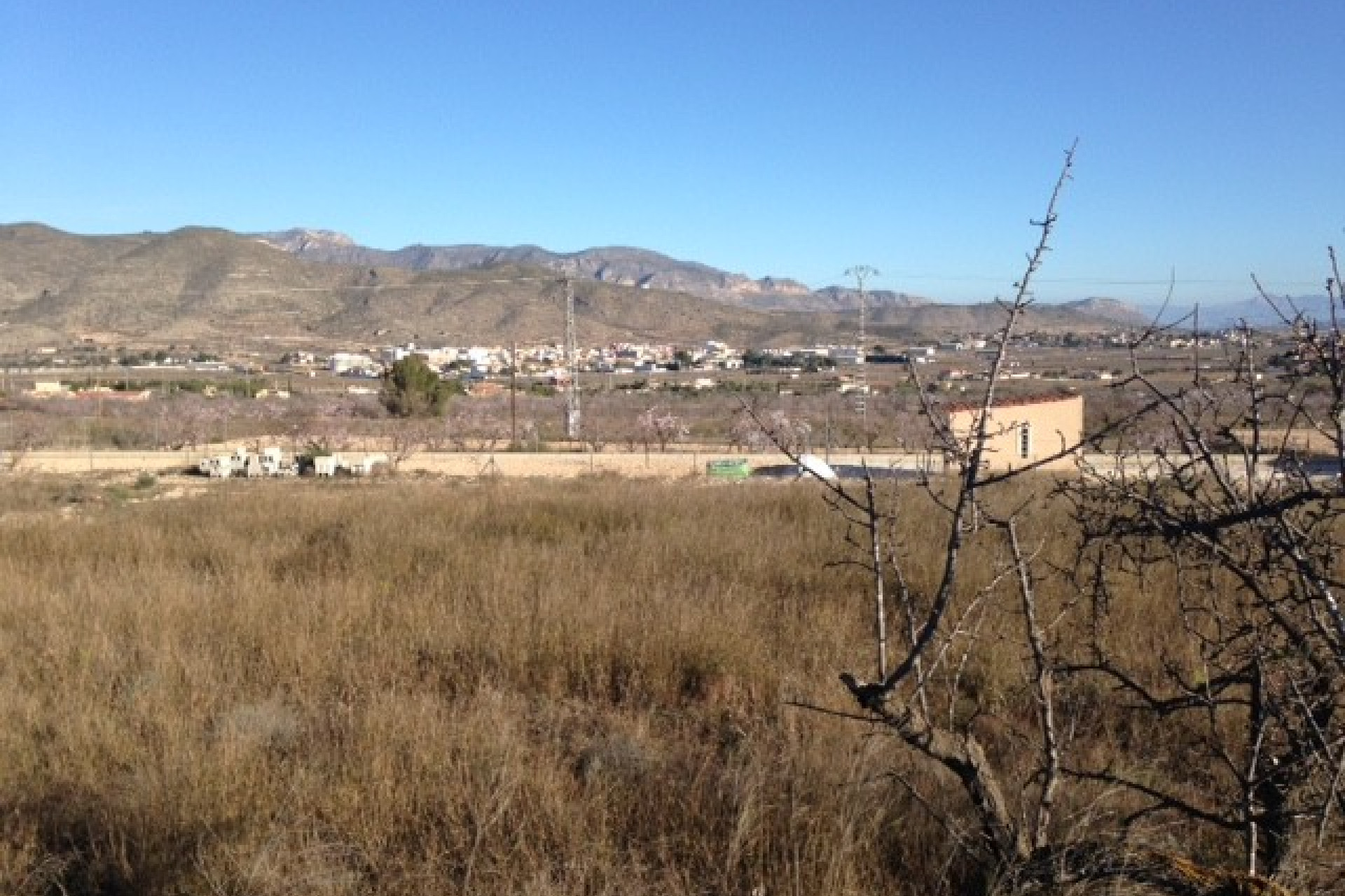 Herverkoop - Land -
Hondón de los Fráiles