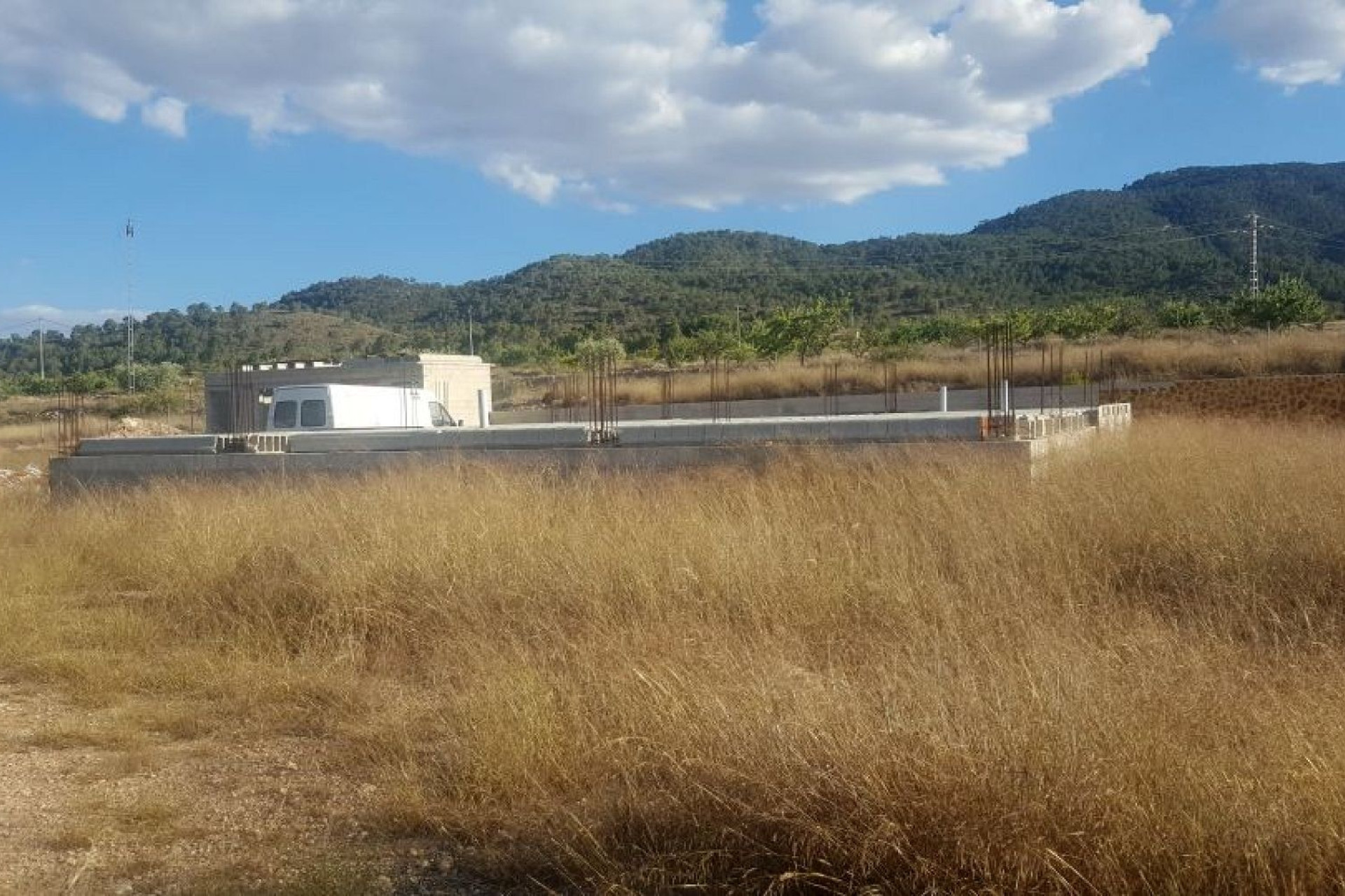 Herverkoop - Land -
Monovar