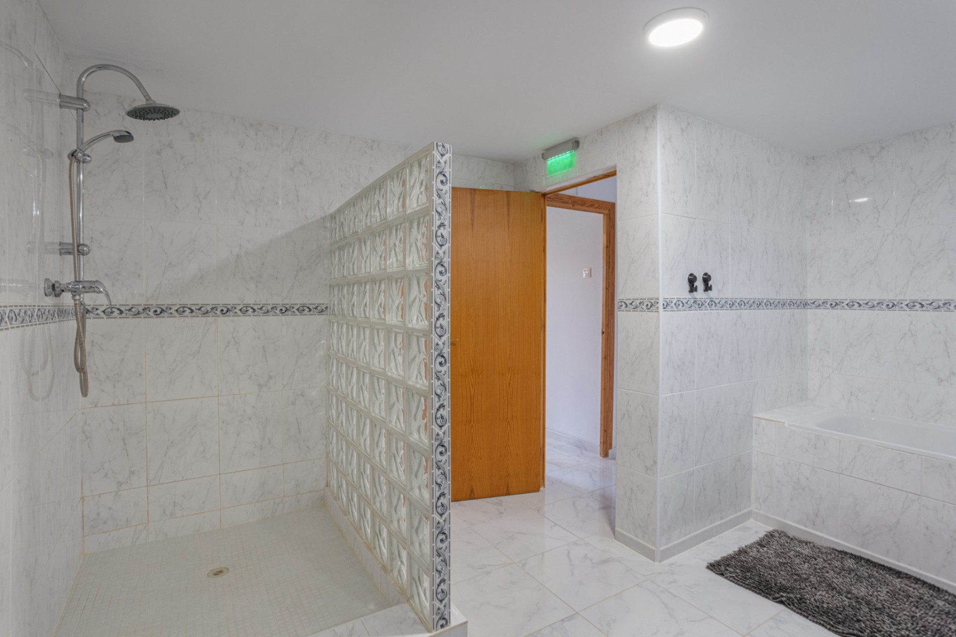 Herverkoop - Landhuis -
Albatera