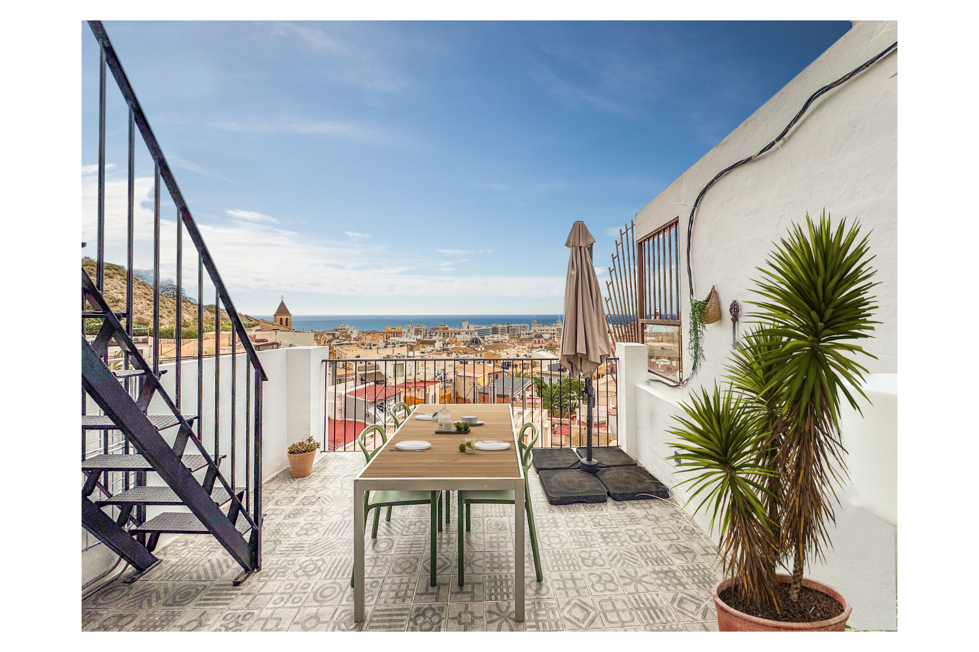 Herverkoop - Landhuis -
Alicante - Costa Blanca