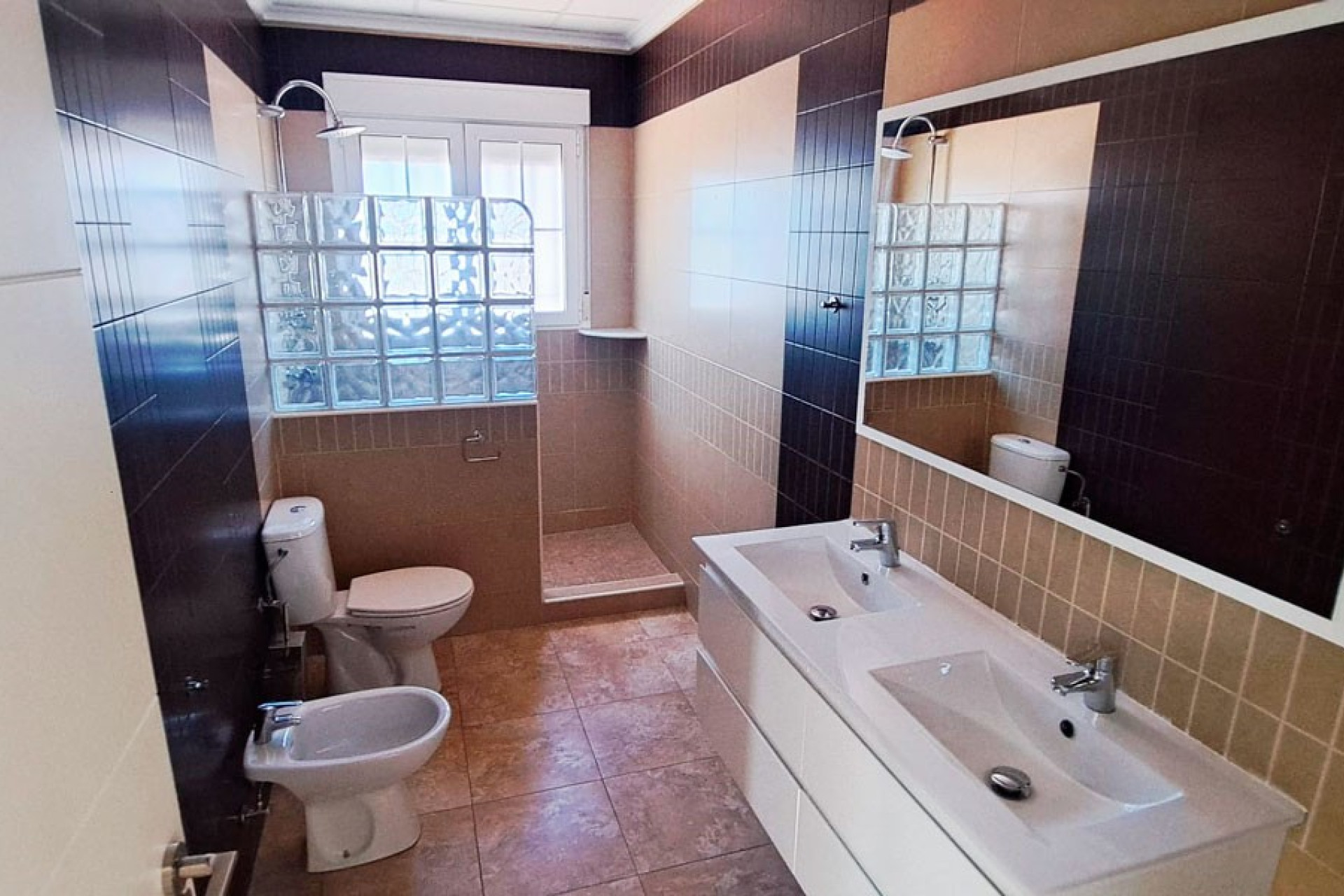 Herverkoop - Landhuis -
Catral - Catral - Country